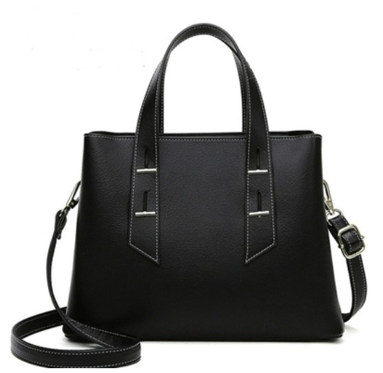 กระเป๋าถือ กระเป๋าสะพาย ผู้หญิง หนังแท้ สีดำ แบบเรียบ แต่งสายสวย ๆ กระเป๋าถือ ทำงาน แบบสวย ๆ 246864