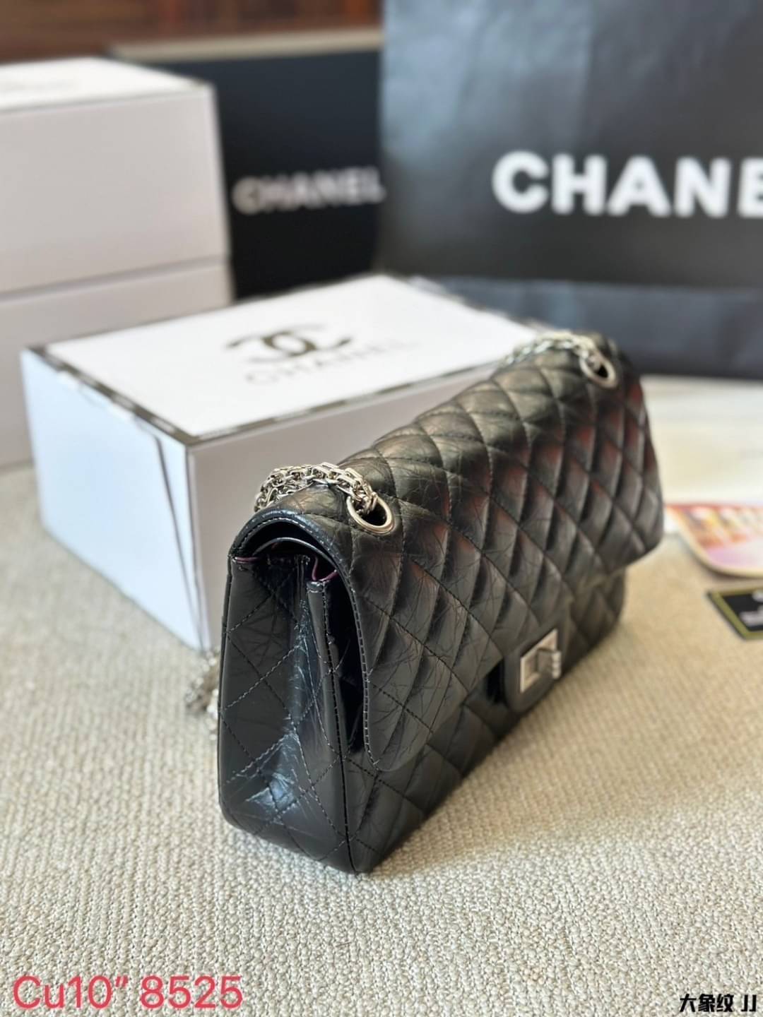 CHANEL Reissue Classic Bag 25cm Flap Bag Aged Leather กระเป๋าสะพายคลาสสิก ดีไซส์หนังย่นสุดหรูชวนให้สะสมกันอีกแล้วหนึ่ง สุดยอดเดอะเบสท์ไอเท็ม พร้อมเสิร์ฟครบชุด