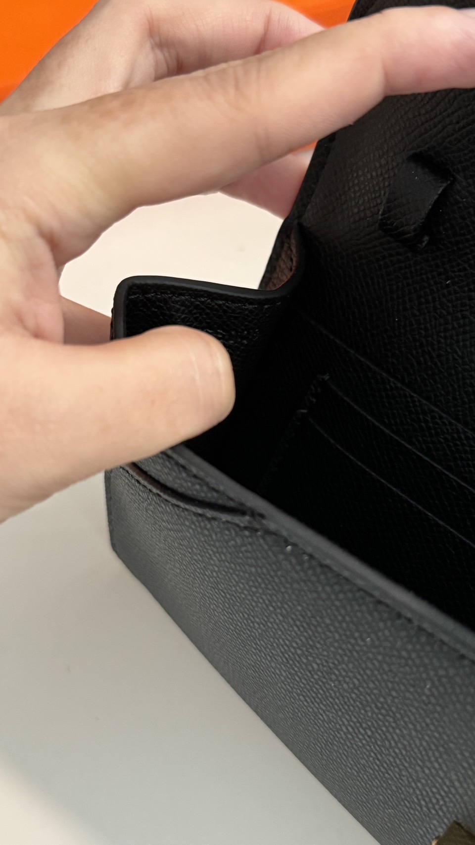 HERMES Chaine d'Ancre To Go wallet กระเป๋าถือสะพายแบรนด์หรู ดีไซส์กระเป๋าสตางค์ใบยาว Long wallet in Epsom Saddle-stitch เกรดออริ สลับแท้ 1:1 ใช้งานต่างประเทศได้ ภาพถ่ายจากงานขายจริง