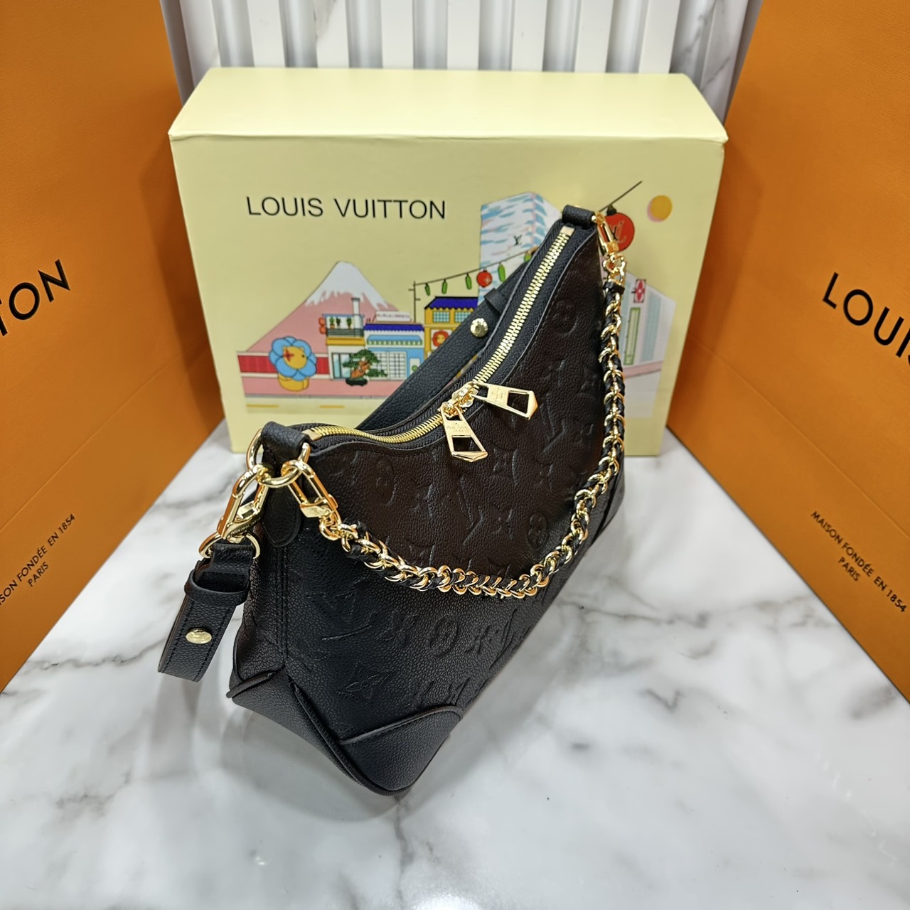 ORI หนังแท้ | LV Boulogne PM bag Monogram Empreinte leather กระเป๋าสะพายสุดไอคอนิกใช้งานได้หลายสไตล์ ประจำฤดูกาลในหนัง Monogram Empreinte มอบทางเลือกในการพกพาที่หลากหลายเช่นเดียวกับรุ่นแคนวาสดั้งเดิม
