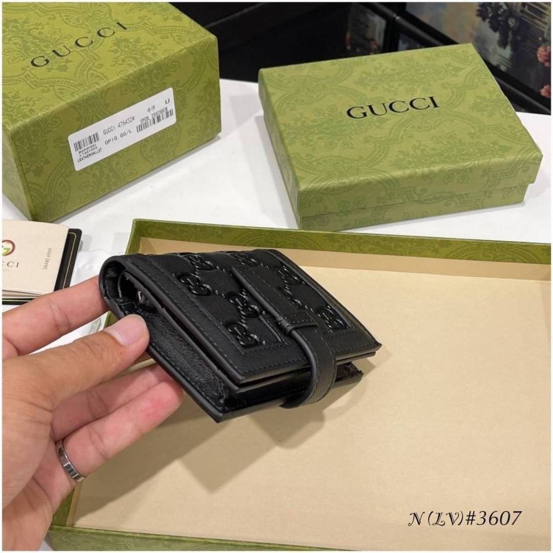 หนังแท้ GUCCI GG MARMONT WALLET / GUCCI WALLET พร้อมส่งที่ไทย กระเป๋าสตางค์รุ่นยอดนิยม งานหนังแท้ทั้งใบ ภาพสินค้าถ่ายจากงานขายจริง ใช้งานต่างประเทศได้ สวยๆ กันแล้ววันนี้ ใบนี้ must have..ค่ะ.!!