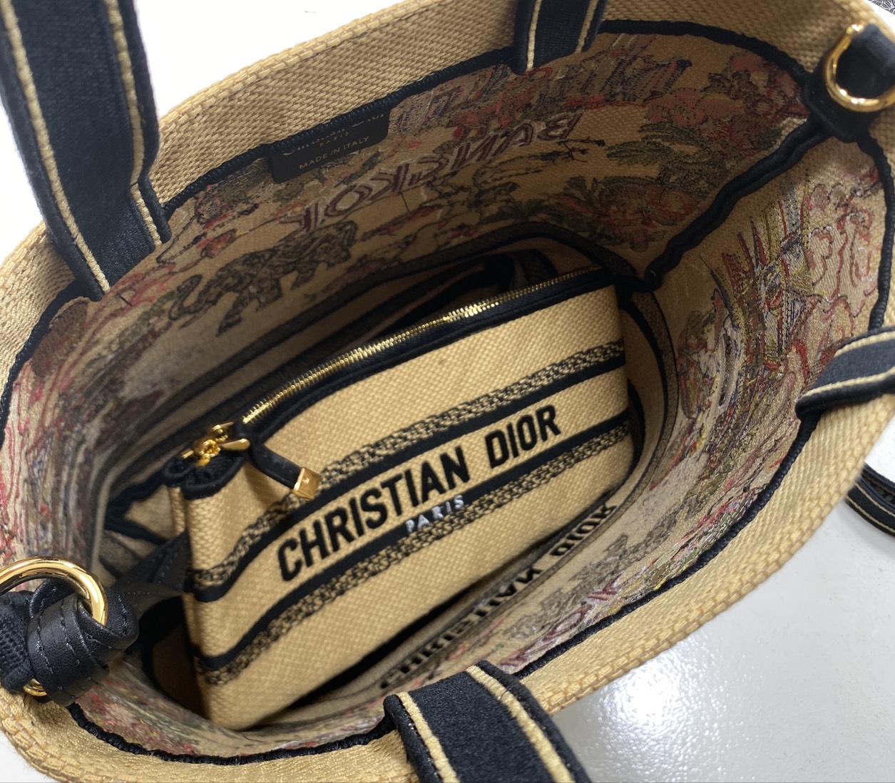 ORI หนังแท้ | Dior Book Tote / Souvenir Capsule highlighting Bangkok 🐘 กระเป๋าสะพายทรงโท้ท ดีไซน์สุดพิเศษ ด้วยลายช้างเอกลักษณ์ของประเทศไทย