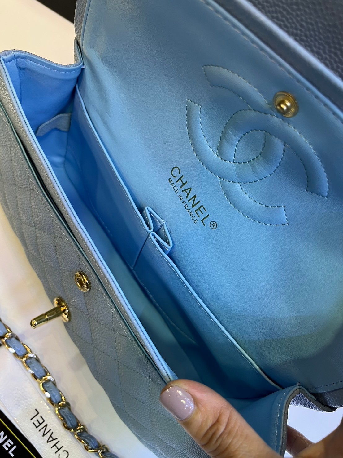 พร้อมส่งโทนพาสเทล CHANEL Classic in Pastel 25cm กระเป๋าสะพายรุ่นยอดนิยมเรียบหรู เกรดออริ 1:1 ใช้งานต่างประเทศได้ ภาพถ่ายจากงานขายจริง