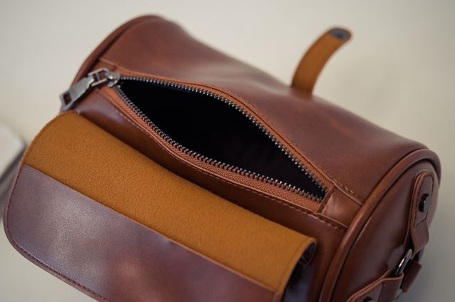 กระเป๋าสะพายข้าง ทรงกระบอก ขนาดกลาง กระเป๋าสะพาย แฟชั่น วัยรุ่น ทรงกระบอก หากแบบยาก ดีไซน์ สวยเท่ 151480