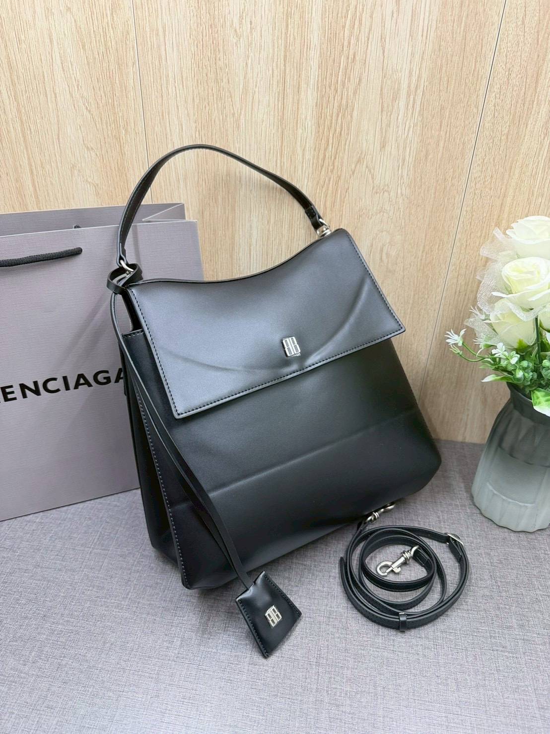 ORI หนังแท้ | Balenciaga Nano Medium Top Handle Bag 27cm กระเป๋าสะพายทรงโท้ท ดีไซน์ใหม่สวยเก๋ตามแบบฉบับแบรนด์