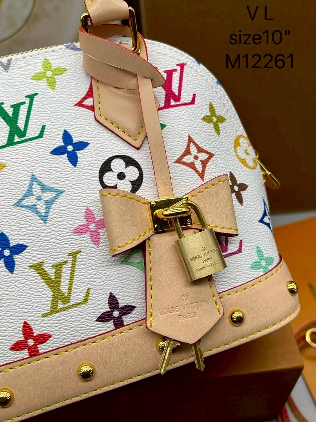 LV x TM Alma BB Multicolor Bag กระเป๋าทรงโดมสุดฮิต ดีไซน์ใหม่ต้อนรับฤดูร้อน โดดเด่นด้วยการตกแต่งลายพิมพ์ โทนสีสดใสสะดุดตา ที่สาวๆตามหา สวยสะพายขับผิว อัพลุคไฮน์ที่สุด