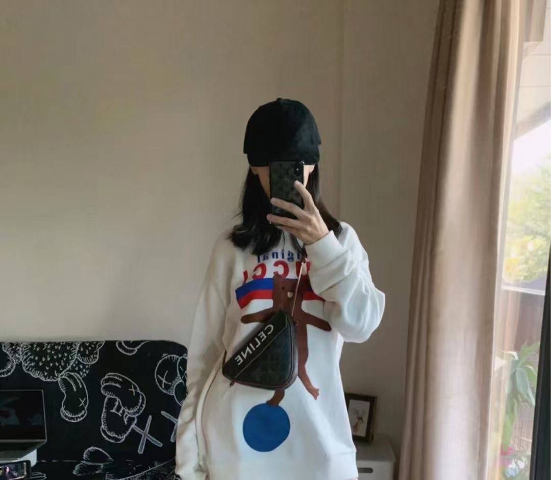 พรีเมี่ยมกิ๊ฟแท้ 100% 】พร้อมส่งที่นี่ที่เดียว VIP gift CELINE IN TRIOMPHE CANVAS TRIANGLE BAG หนังแท้