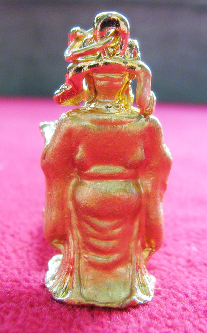 สินค้าหมดค่ะ พวงกุญแจเทพเจ้าไฉ่ซิงเอี้ยองค์สีทองประทานพร พร้อมกล่องค่ะ