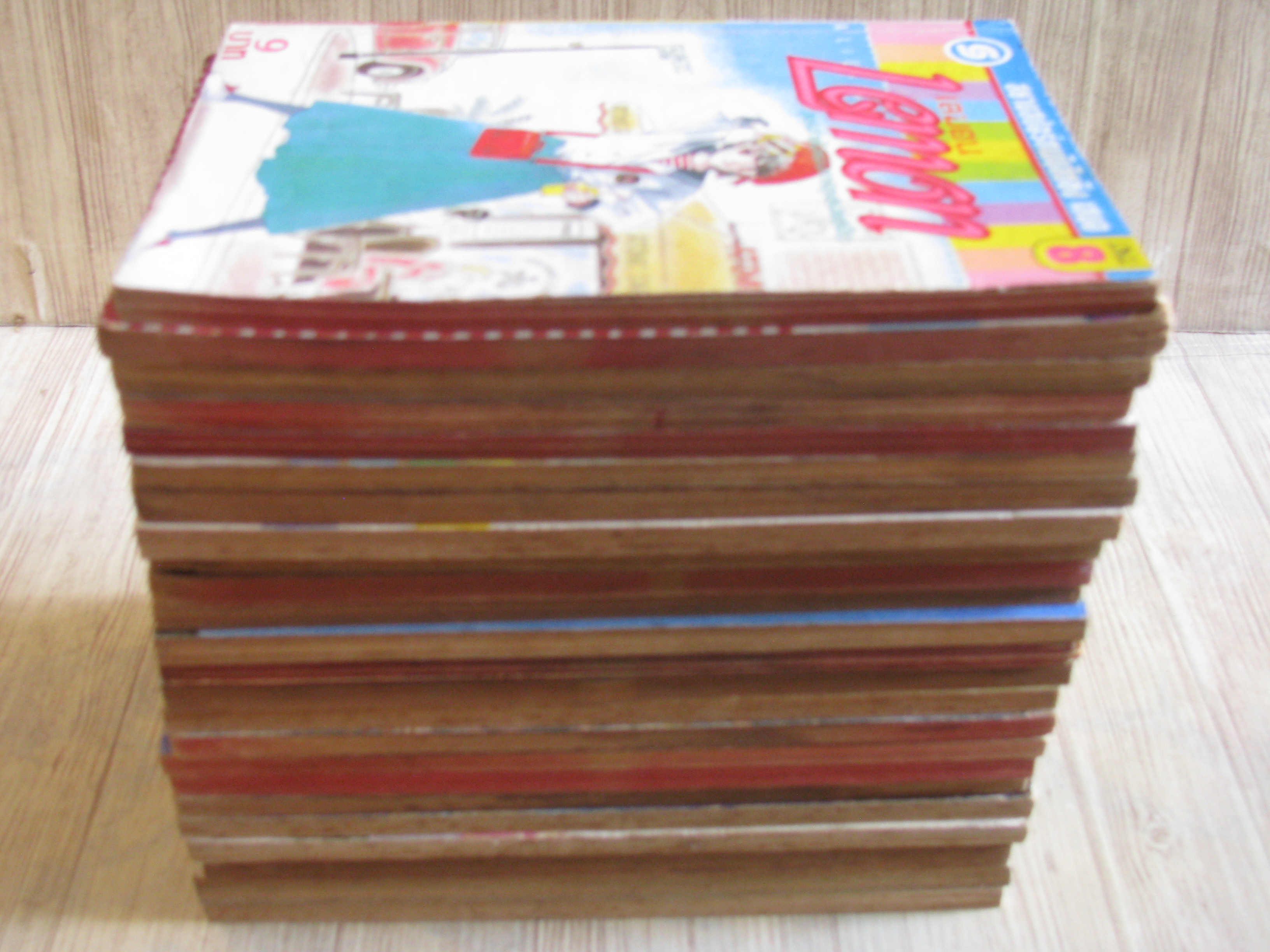 ้เลมอน ชุด เล่ม 8-52 (ขาดเล่ม 11,13,15,17,18,20,23,24,26,29,30,34,35,39,42,43,44,45,46,47,50,51) (สภาพสะสม)