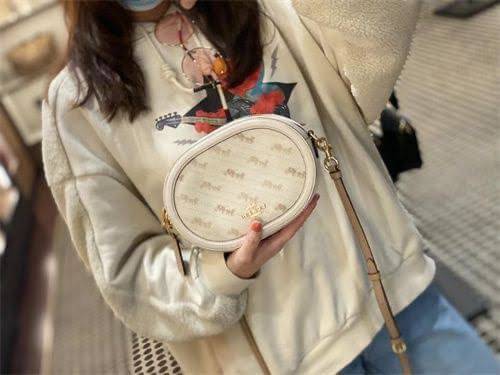 COACH C4057 CAMERA BAG WITH HORSE AND CARRIAGE DOT PRINT (IMM6H)