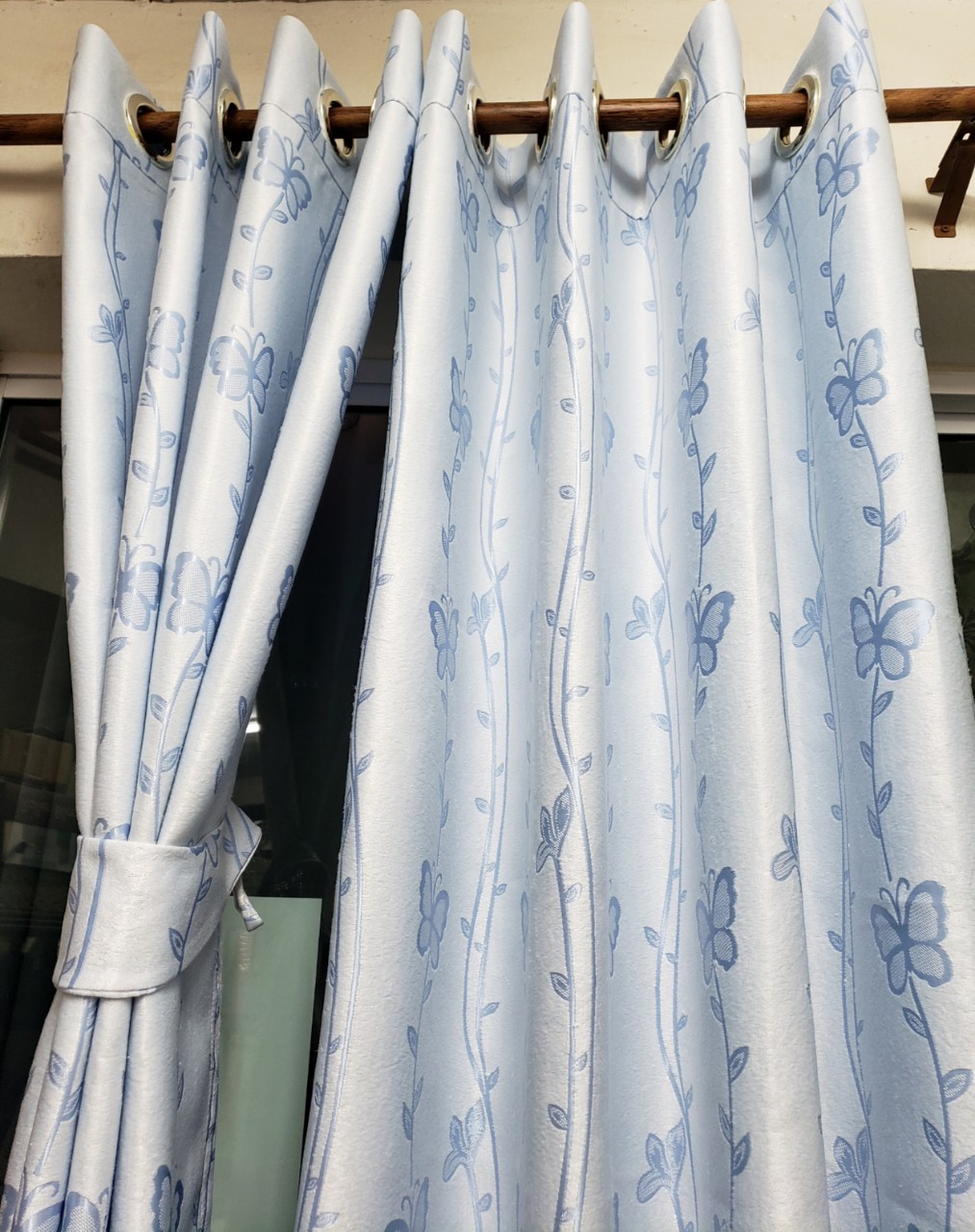 ม่านก.130*ส.143ซม./ผืน ลายผีเสื้อ สีฟ้า