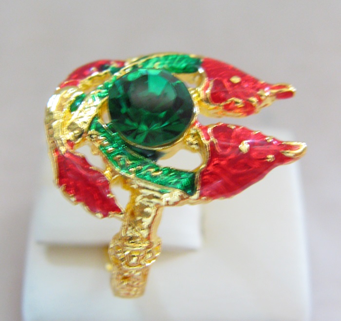 แหวนพญานาคเกี้ยวลงยาสีแดงเขียว เสริมดวงบารมี โชคลาภค่ะ