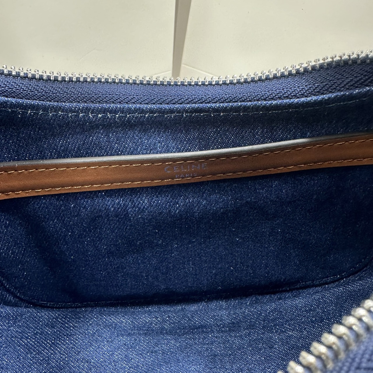 CELINE Ava Bag in DENIM WITH TRIOMPHE ALL-OVER กระเป๋าเอวาสะพายไหล่งานเดนิม เกรดออริ 1:1 ใช้งานต่างประเทศได้