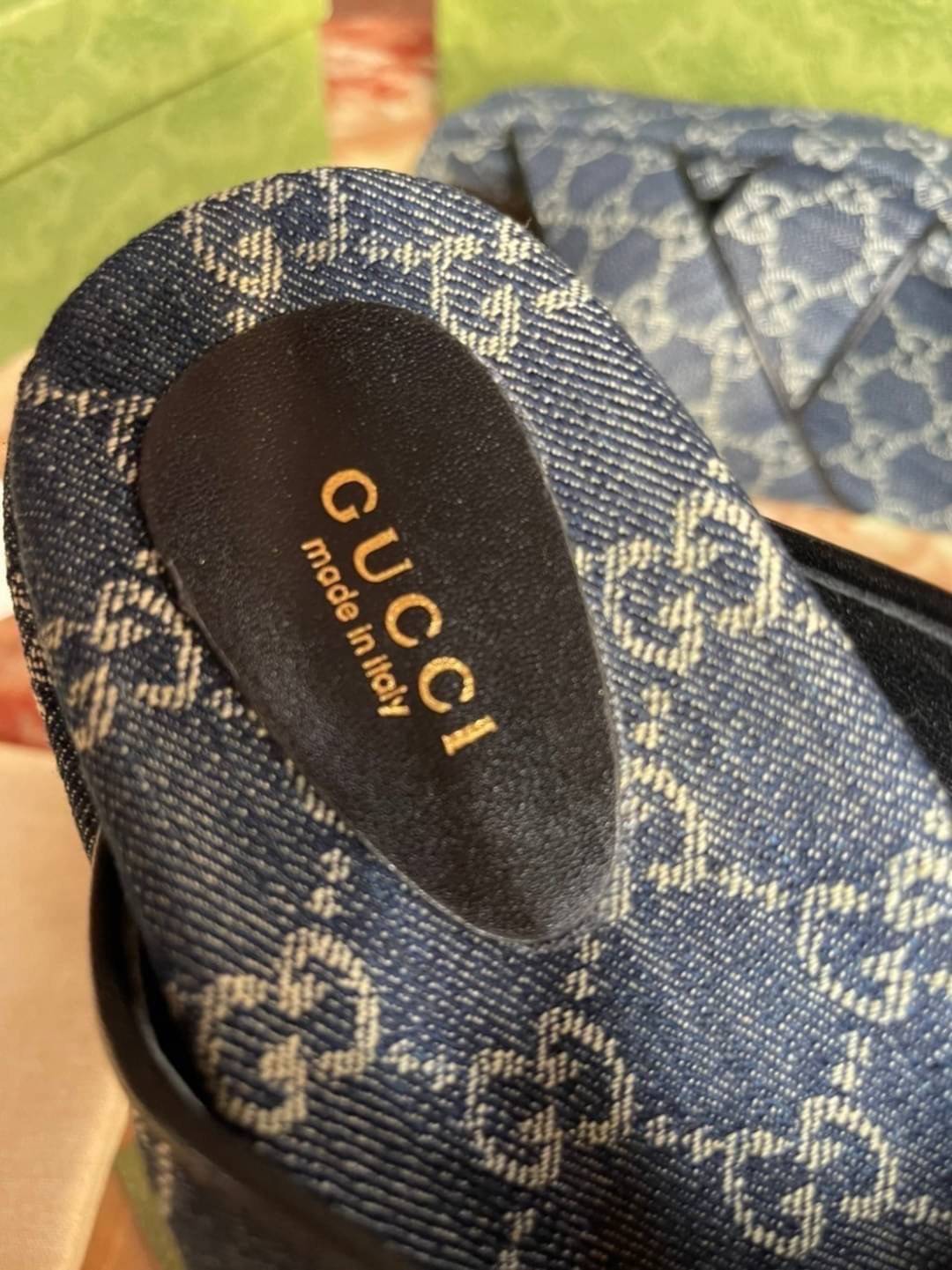 หนังแท้ GUCCI Denim Sandals / GG jacquard organic denim platform sandals / GG Shoes พร้อมส่งที่ไทย รองเท้าผ้าเดนิมเกรดเทพออริจินอล ภาพสินค้าถ่ายจากงานขายจริง ใช้งานต่างประเทศได้ค่ะ