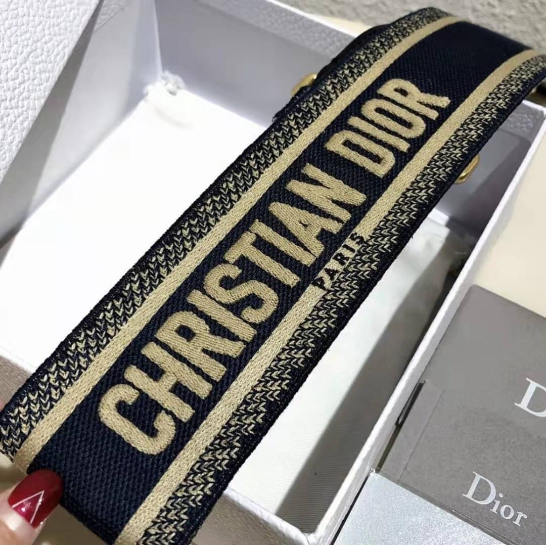DIOR shoulder strap สายสะพายยาว พร้อมส่ง เกรดใช้งานสลับของแท้ เกรดออริจินอล ภาพสินค้าถ่ายจากงานขายจริง ใช้งานต่างประเทศได้