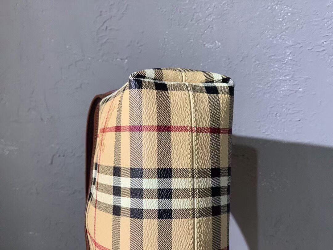 พรีเมี่ยมกิ๊ฟแท้ 100% 】Burberry Bag Vip Gift with Purchase (GWP) พรีเมี่ยมกิ๊ฟ Limited Edition