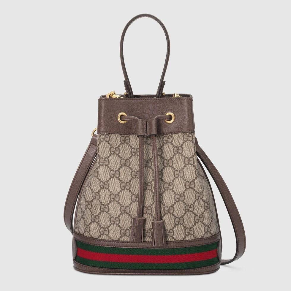 GUCCI Ophidia mini small GG bucket bag กระเป๋าถือหรือสะพายข้าง ขนาดเล็ก ทรงขนมจีบ วัสดุผ้าใบ+หนังแท้ พร้อมแถบลายทางสีเขียวและสีแดงด้านล่าง ด้านในโล่ง มี1ช่องเล็ก สายยาวถอดสายไม่ได้ ปรับระดับได้ ใบนี้เรียบหรูดูดีสุดๆไม่ควรพลาดค่า