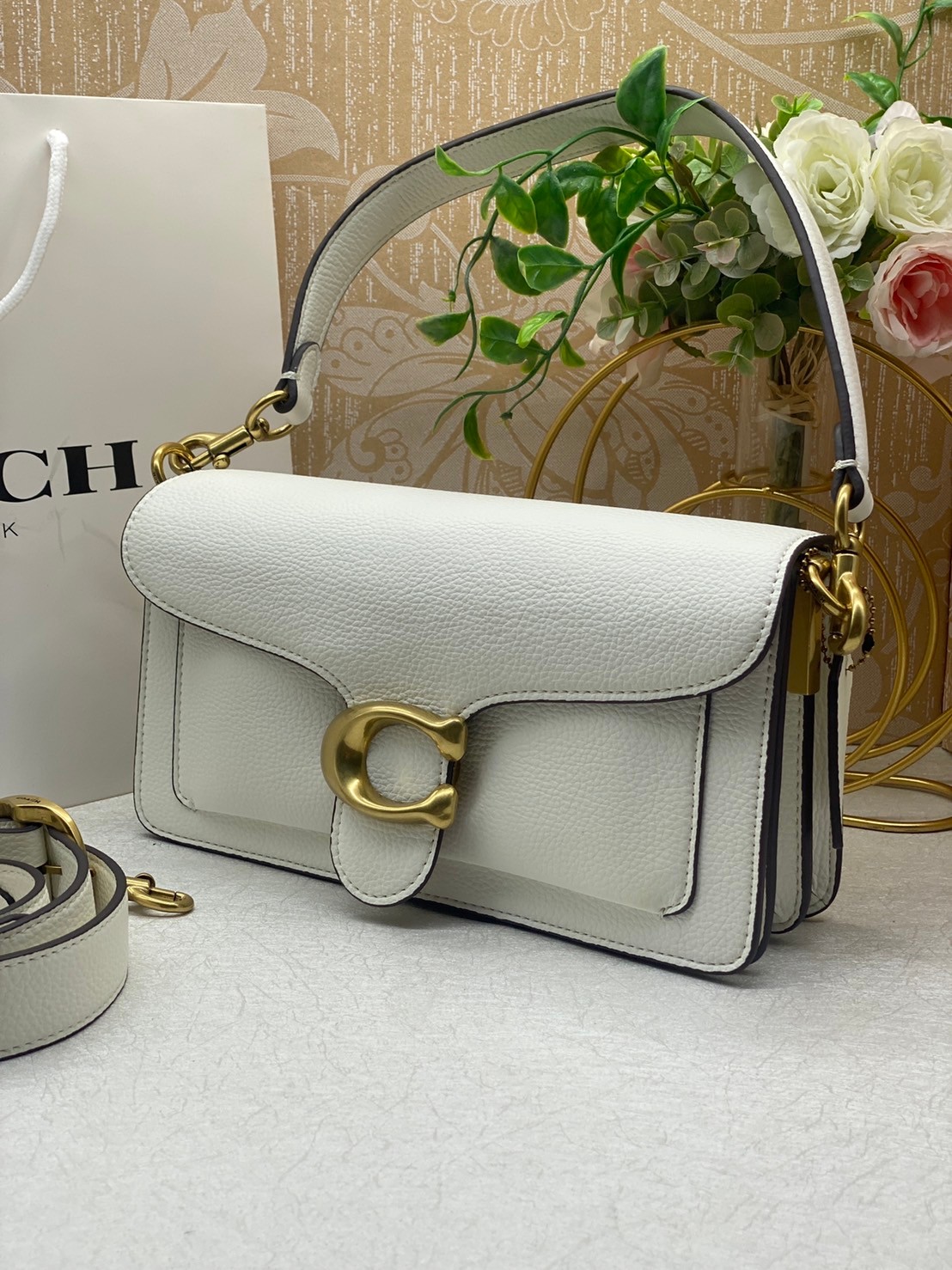 COACH TABBY CROSSBODY WRISTLET 26cm สีใหม่ล่าสุด ต้อนรับสงกรานต์นี้ รุ่นนี้ต้องเข้าแล้ว พกพาได้ตลอดวันเลย
