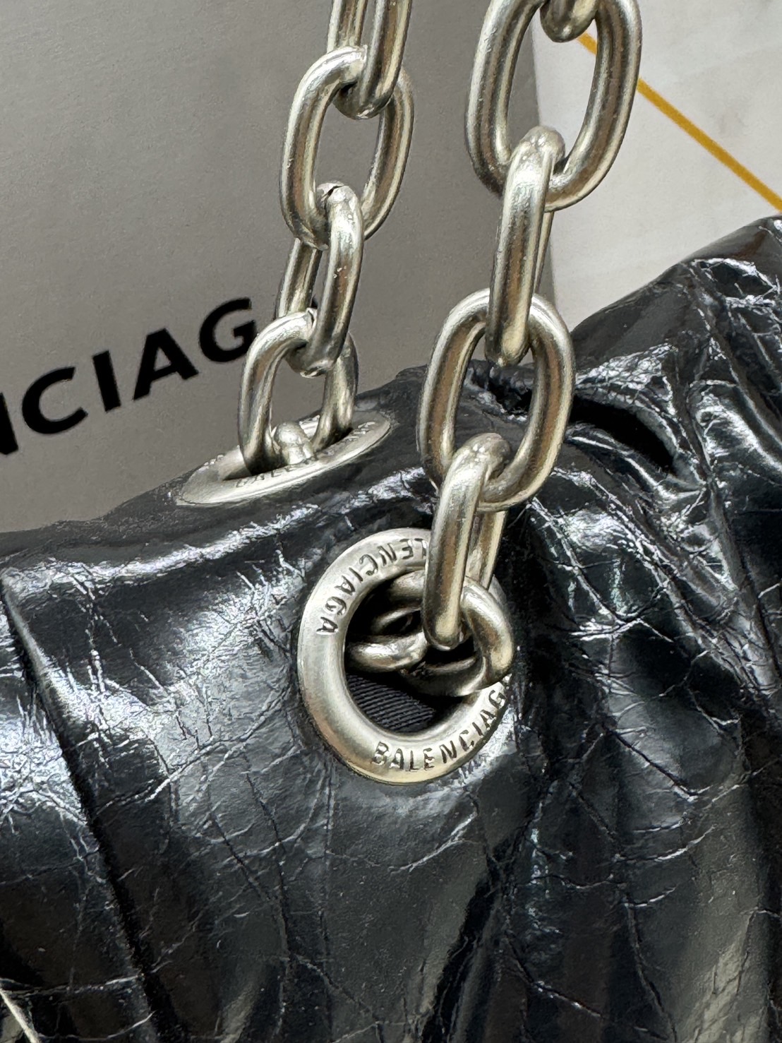 Balenciaga MONACO MEDIUM CHAIN BAG IN BLACK 35cm กระเป๋าทรงโท้ทใบใหญ่ งานหนังยับสวยเต็มใบ เกรดออริ สลับแท้ 1:1 ใช้งานต่างประเทศได้