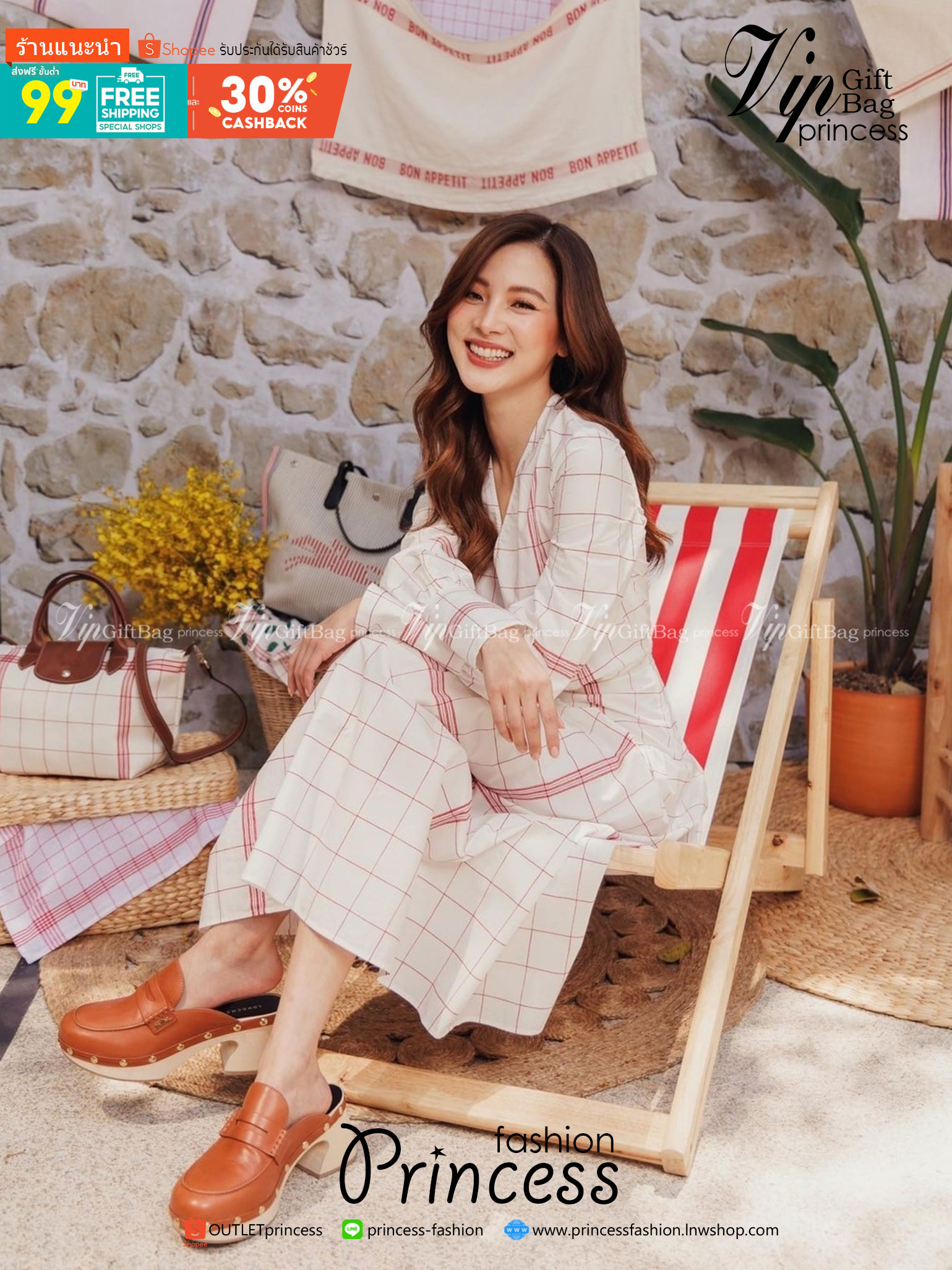 LONGCHAMP LE PLIAGE TORCHON Top handle bag - Red กระเป๋าถือขนาดเล็ก วัสดุผ้าฝ้าย อะไหลเงิน ตัดแต่งด้วยหนังวัวแท้ ผสมผสานแนวคลาสสิกแบบมินิมอลศิลปะการพับกระดาษแบบญี่ปุ่นดั้งเดิม