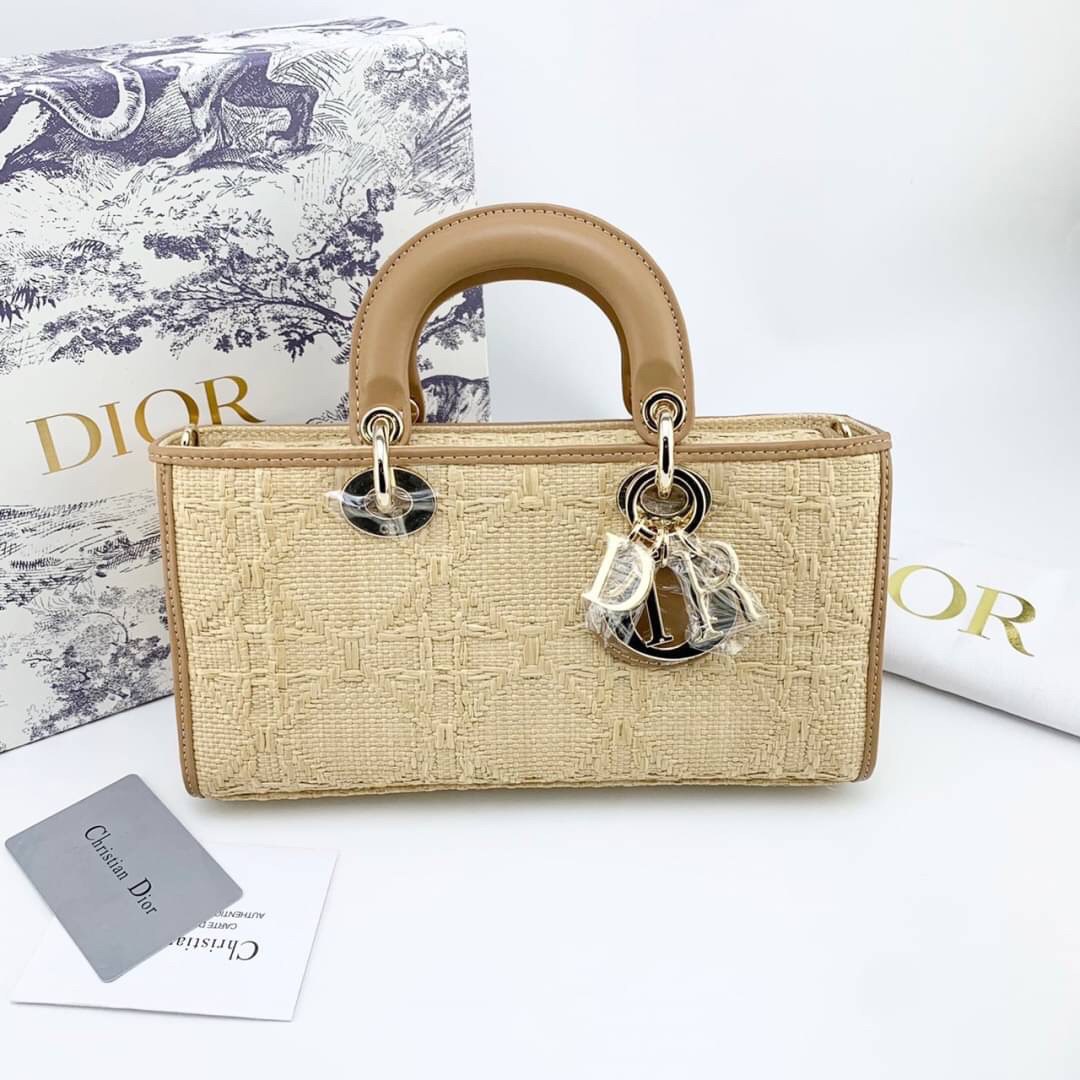 ORI 】DIOR Lady D-Joy Bag Natural Cannage Raffia พร้อมส่งที่ไทย ภาพสินค้าถ่ายจากงานขายจริง ใช้งานต่างประเทศได้