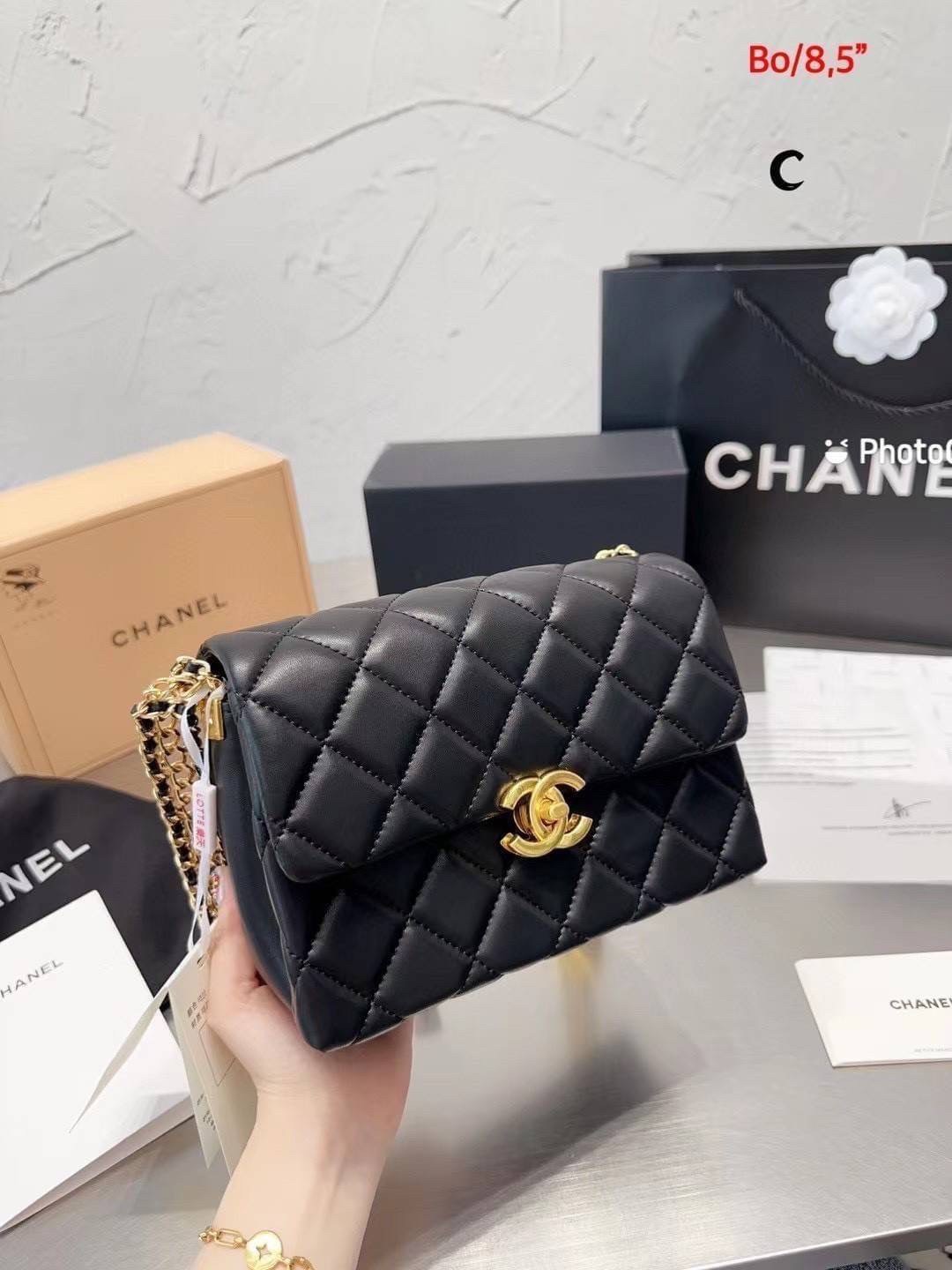 Chanel Small Flap Bag gold-tone metal, black / Chanel Bag / Chanel Box พร้อมส่ง กระเป๋าสะพายใบเล็ก 2023 คอลใหม่ ใช้งานต่างประเทศได้ ภาพถ่ายจากงานขายจริง