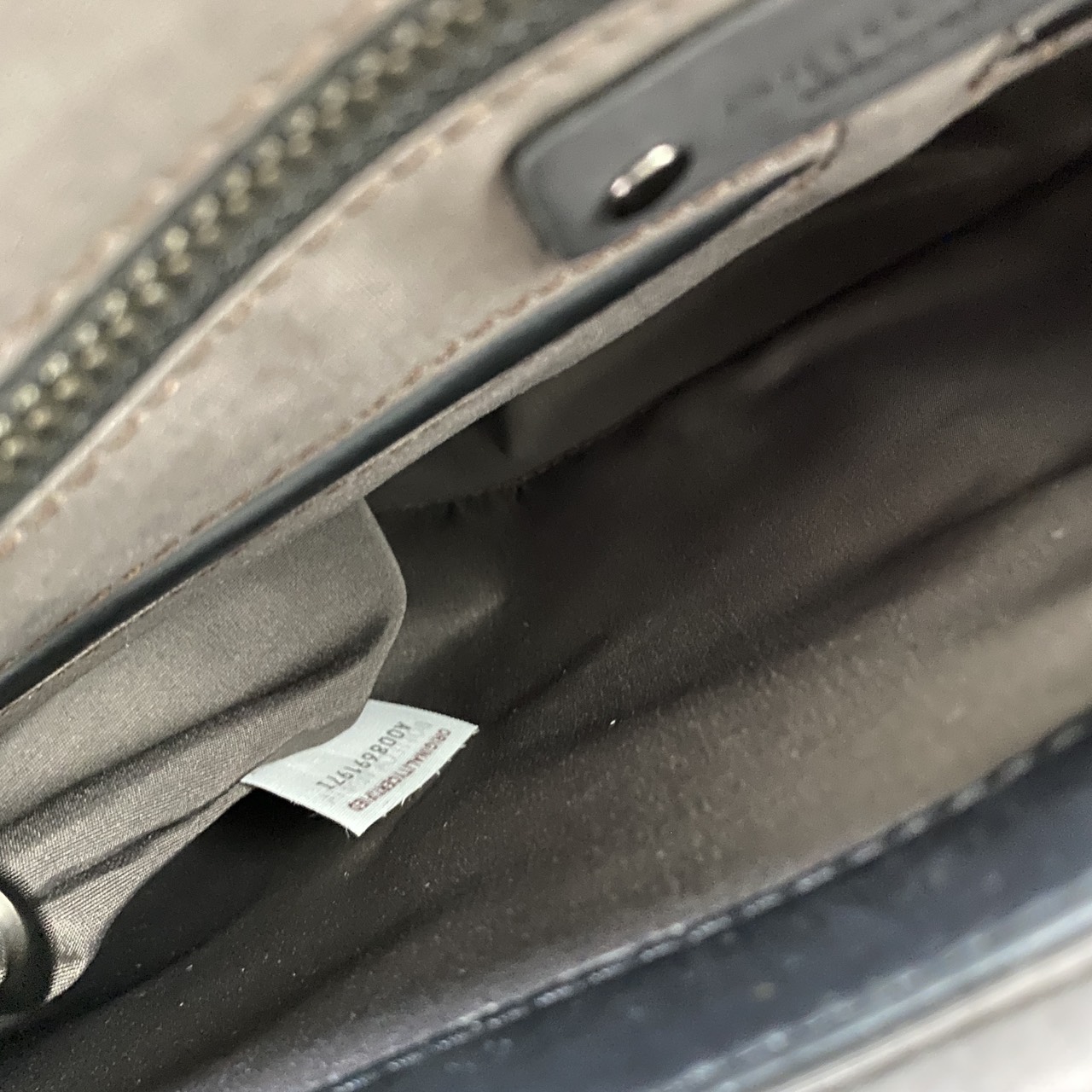 ORI หนังแท้ | Bottega Veneta Getaway Briefcase / Bottega Messenger Bag กระเป๋าใส่เอกสาร กระเป๋าทรงแมสเซ็นเจอร์ สวยเรียบหรูคลาสสิกเป็นเอกลักษณ์ โดดเด่นด้วยงานสานตาราง ดีไซน์เรียบง่าย แต่ดูแพง