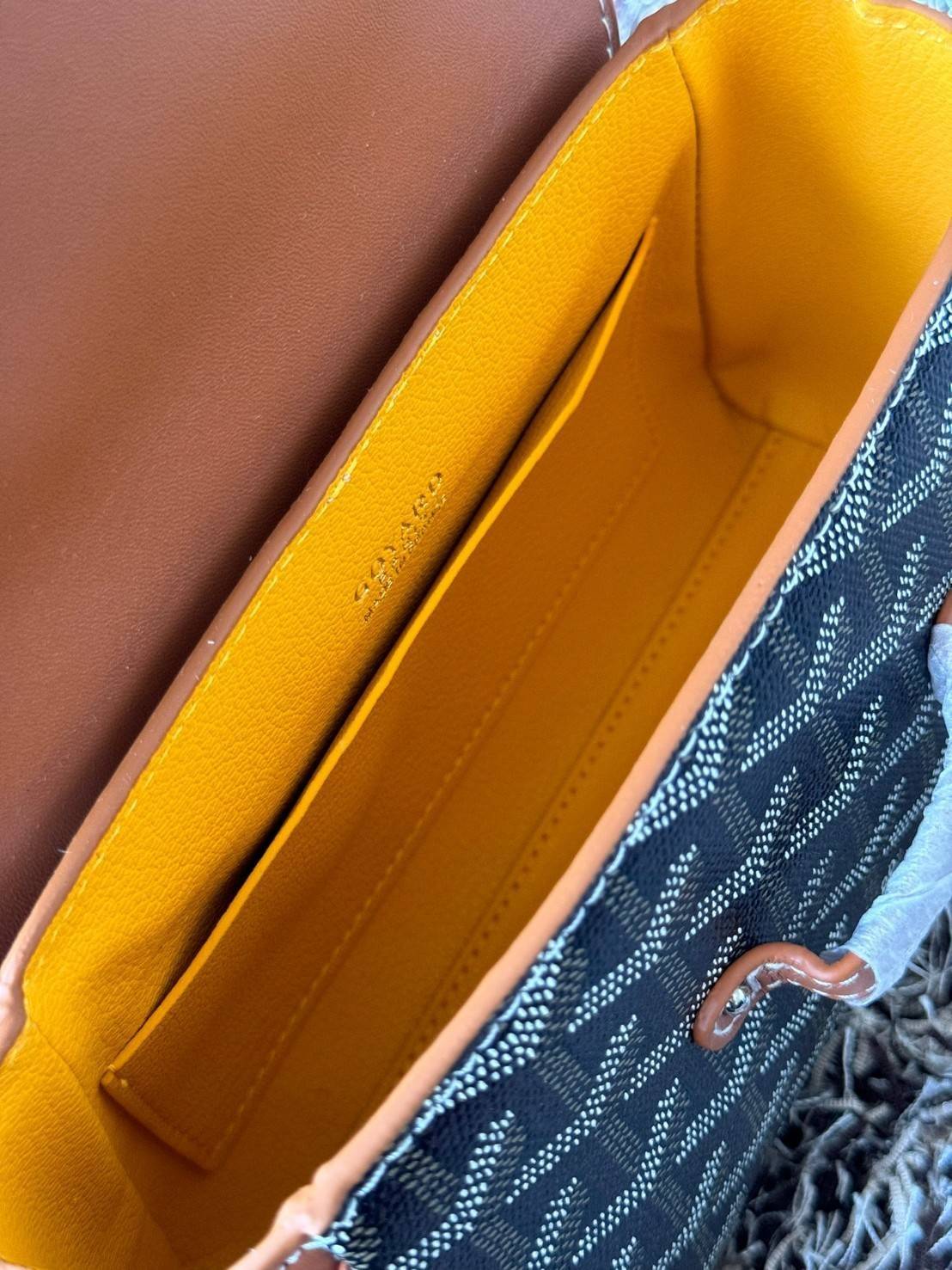 พร้อมส่ง 6 สี Goyard Saigon Souple Mini Bag / Saïgon Bag กระเป๋าถือ/สะพาย เกรดออริ สลับแท้ 1:1 ใช้ต่างประเทศได้