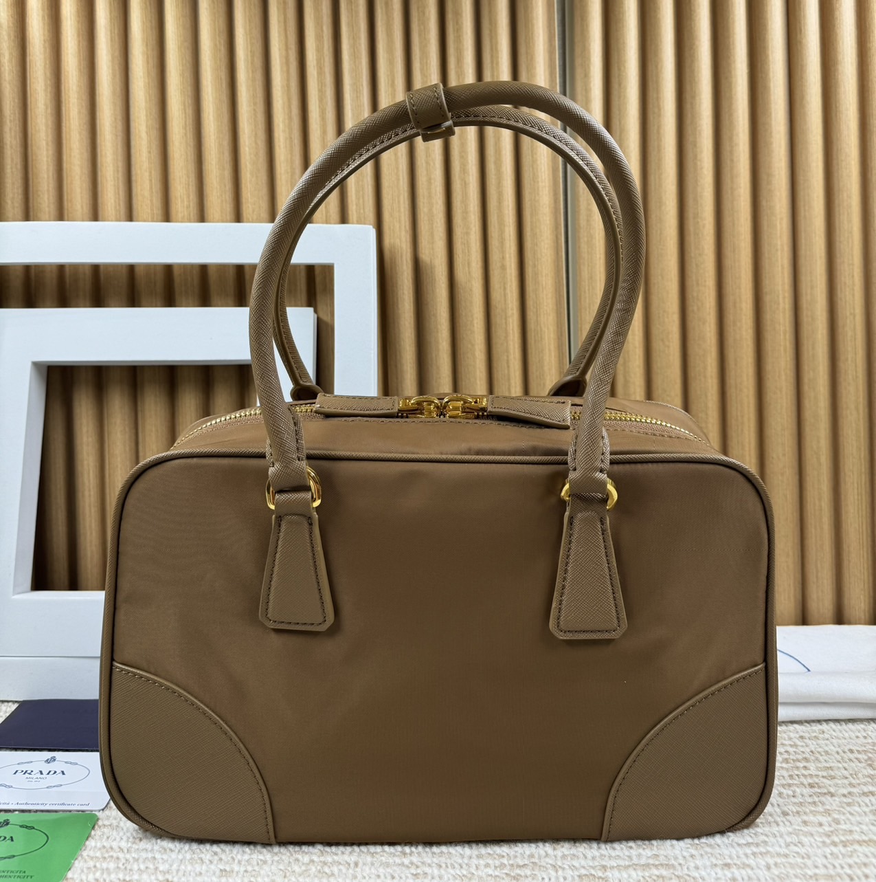 Prada Re-Edition 1978 large Re-Nylon and Saffiano leather two-handle bag 30cm กระเป๋าสะพายใบใหญ่เรียบหรู เกรดออริ สลับแท้ 1:1 ใช้งานต่างประเทศได้