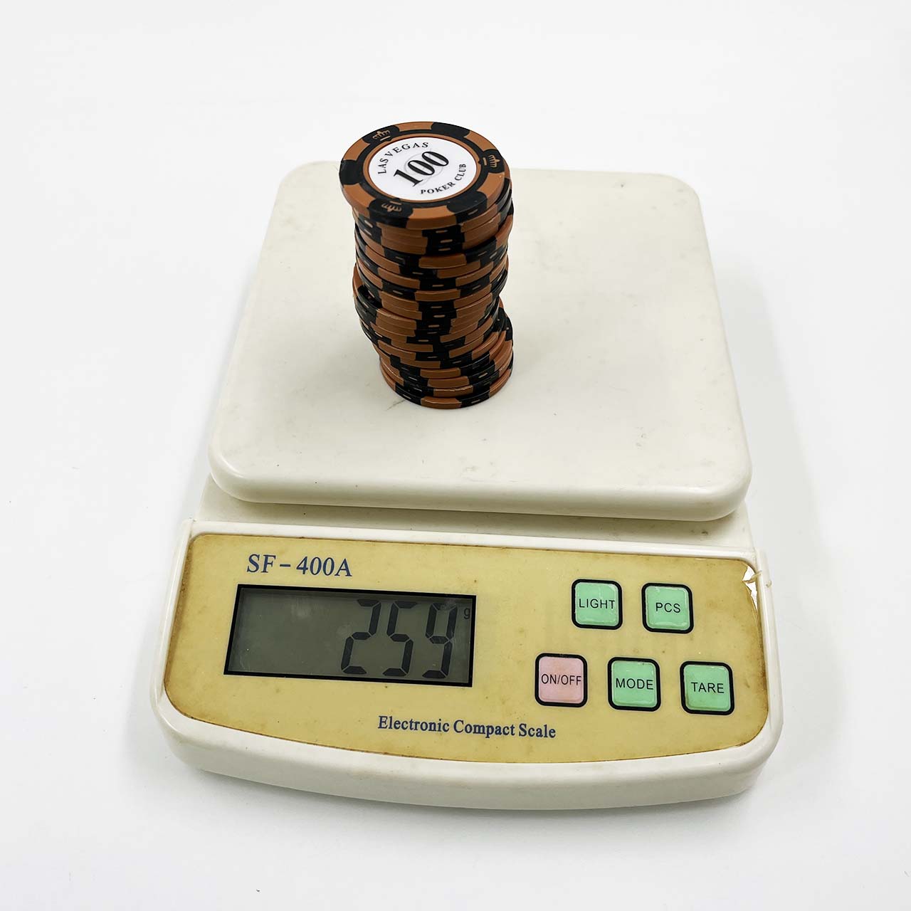 ชิปโป๊กเกอร์เกรดพรีเมี่ยมซื้อแบบแยกเหรียญ น้ำหนักขนาดมาตรฐานลาย Lasvegas (แบรนด์ Poker Club)