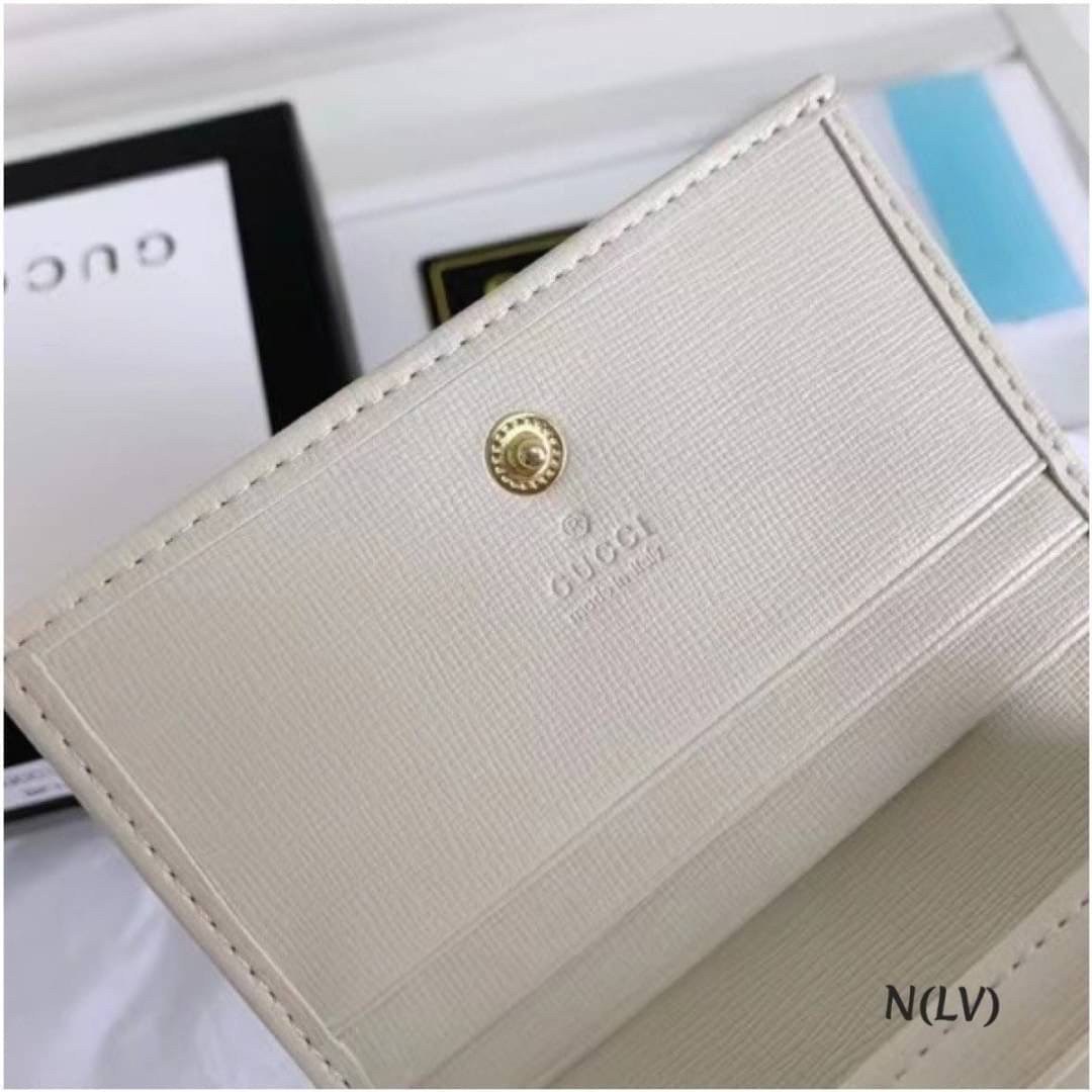 หนังแท้ GUCCI horsebit wallet / GUCCI Jackie wallet / GUCCI WALLET พร้อมส่งที่ไทย กระเป๋าสตางค์รุ่นยอดนิยม งานหนังแท้ทั้งใบ ภาพสินค้าถ่ายจากงานขายจริง ใช้งานต่างประเทศได้ สวยๆ กันแล้ววันนี้ ใบนี้ must have..ค่ะ.!!