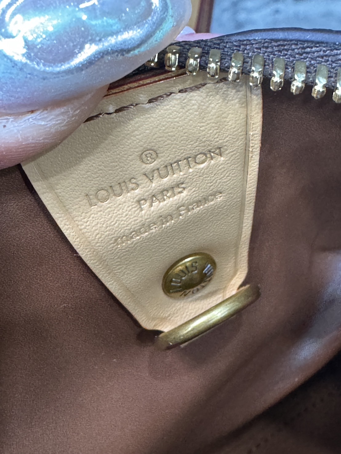 RUNWAY LV Speedy P9 Bandoulière 25 Soft Leather กระเป๋าสะพายสปีดี้รุ่นใหม่หรูหรา เกรดท็อปวีไอพี เกรดดีสุด 1:1 หนังแท้สวยงาม เก็บทุกรายละเอียด ใช้สลับแท้ ผ่านทุก ตม. ใช้งานต่างประเทศได้