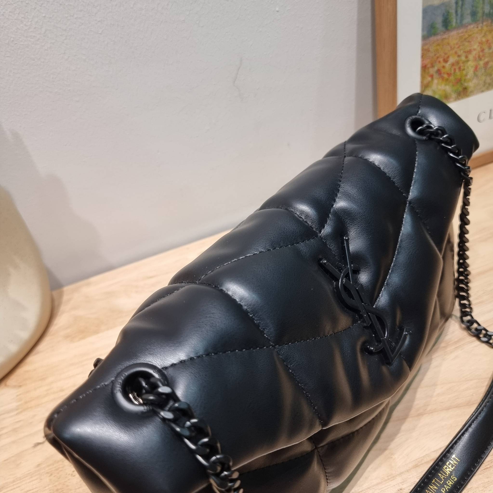 YSL PUFFER SMALL CHAIN BAG IN QUILTED / Yves Saint laurent puffer small chain bag in quilted กระเป๋าสะพายรุ่นยอดนิยม ทรงสวย ใช้ได้บ่อยไม่มีเบื่อ วัสดุหนังสัมผัสนิ่มมือ ดีไซน์เรียบหรู