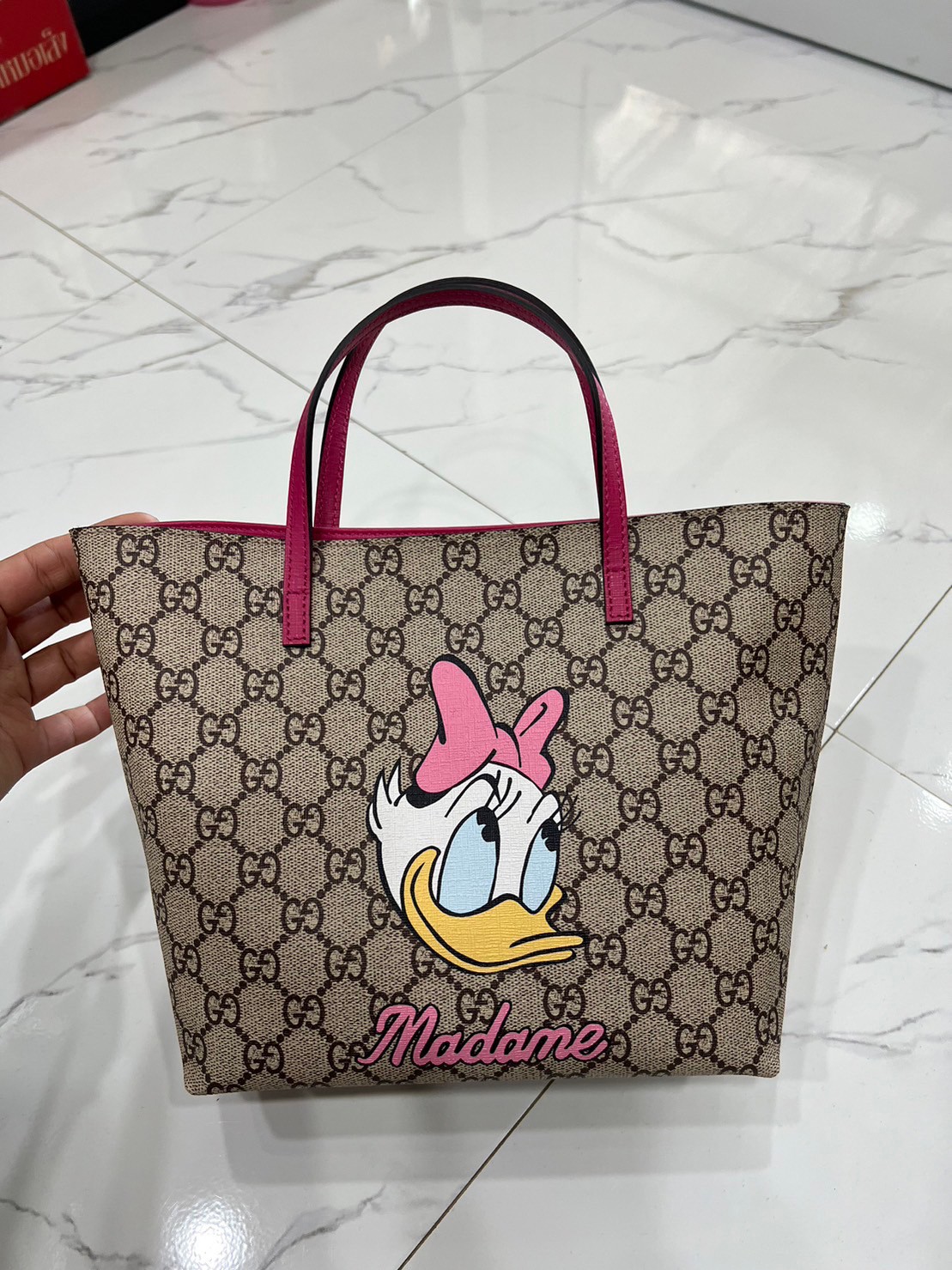 GUCCI Children's tote bag / Gucci kid tote / Gucci bag พร้อมส่งสต๊อกแน่น กับกระเป๋าโท้ทคิดท์ ไซส์น่ารักน่าใช้ ฮอตไม่หยุด เด็ดทุกดีไซน์ มีลายเข้าใหม่มากกว่าในรูปนะคะ **สินค้าเกรดออริจินอล 1:1 สลับแท้