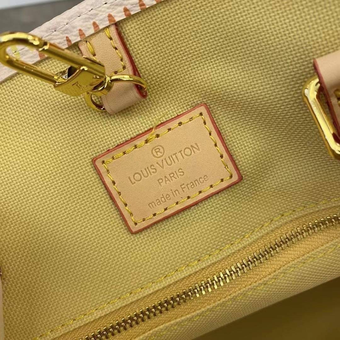 LV OnTheGo / LV Tote Bag กระเป๋าทรงโท้ท โทนสีมีเสน่ห์ที่ผสมผสานเฉดสีพาสเทล เกรดออริ 1:1 ใช้งานต่างประเทศได้