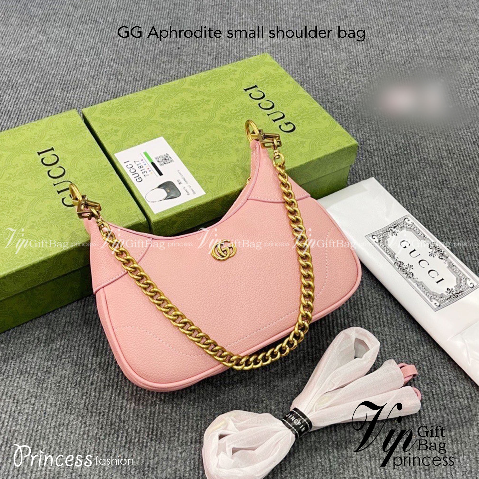 GUCCI Aphrodite small shoulder bag / GC crossbody pouch bag กระเป๋าสะพายทรงคลาสสิค ดีไซน์ย้อนยุคผสานความโมเดิร์นด้วยรูปทรงพอช ที่ใช้งานได้ทุกสไตล์ วัสดุหนังแคนวาส ทนทาน ภายในกระเป๋าเป็นช่องโล่ง สายสะพายมีลูกเล่นหลากหลาย มีให้ทั้งแบบโซ่คล้องไหล่ สายหนังที่