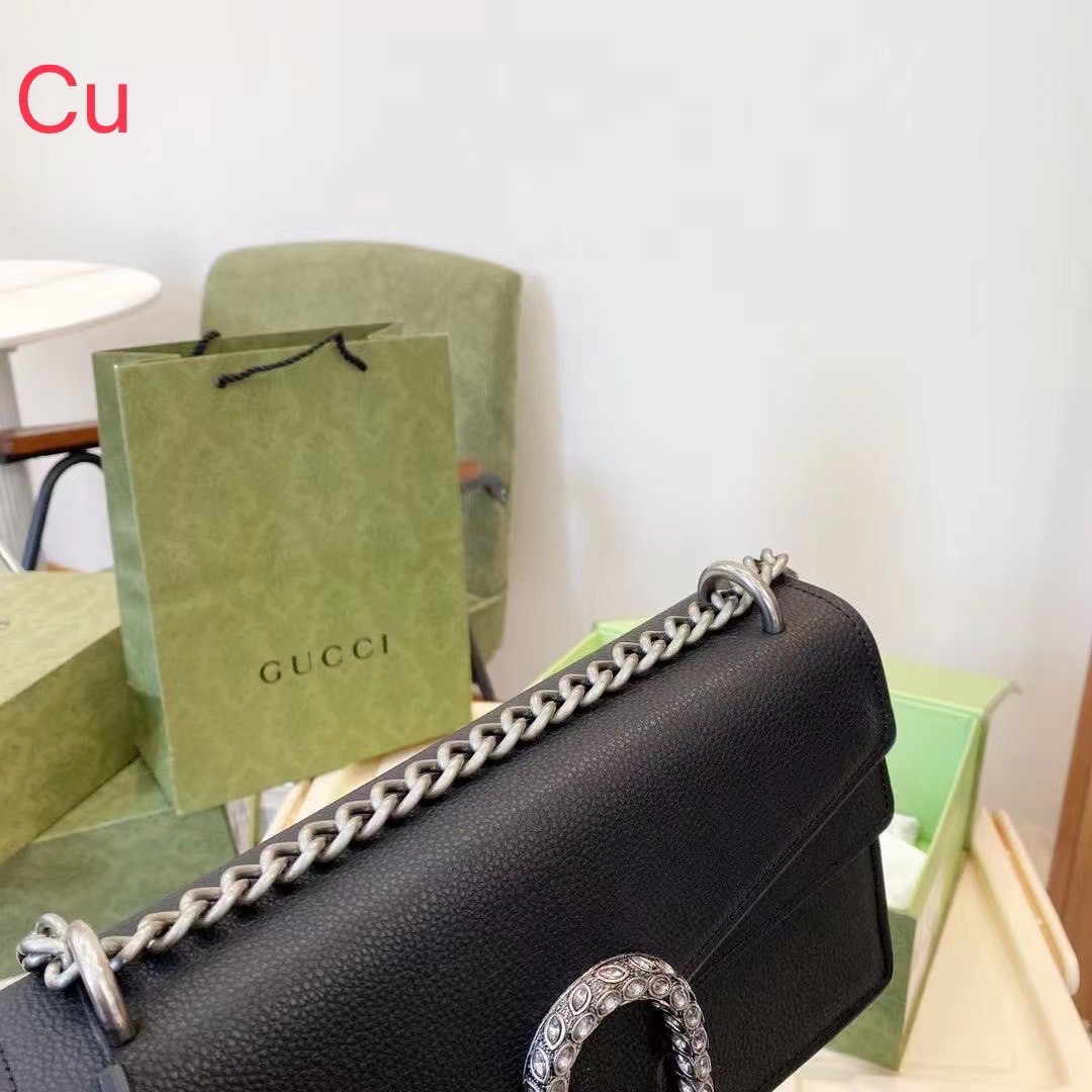 GUCCI DIONYSUS SMALL SHOULDER BAG พร้อมส่ง กระเป๋าสะพายรุ่นที่สาวๆต้องไม่พลาด!! สีดำคลาสสิก ดึงดูดและสะกดสายตาด้วยอะไหล่ดีเทลหรู