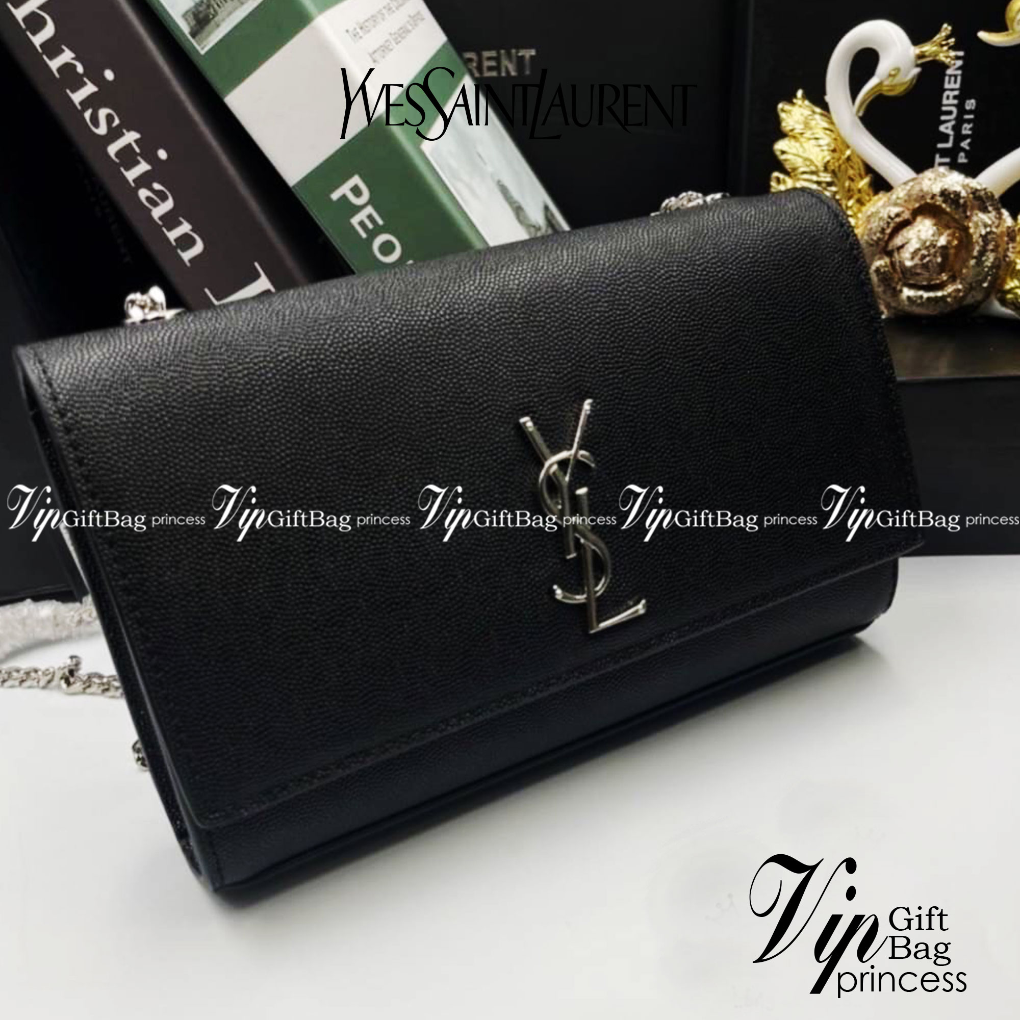 หนังแท้ YSL SAINT LAURENT Kate Medium leather shoulder bag กระเป๋าสะพายแบรนด์หรู เปิดหน้าอะไหล่ทอง,เงิน,ดำ (หนังลวดลายคล้ายคาเวียร์และหนังลาย Croc leather ) งานสวยดูดีมีระดับ ปั้มทุกจุด สวยเป๊ะมากก ขนาดกระทัดรัดกำลังดี มาพร้อมาสะพายโซ่ยาว (ปรับ/ถอด ไม่ได้