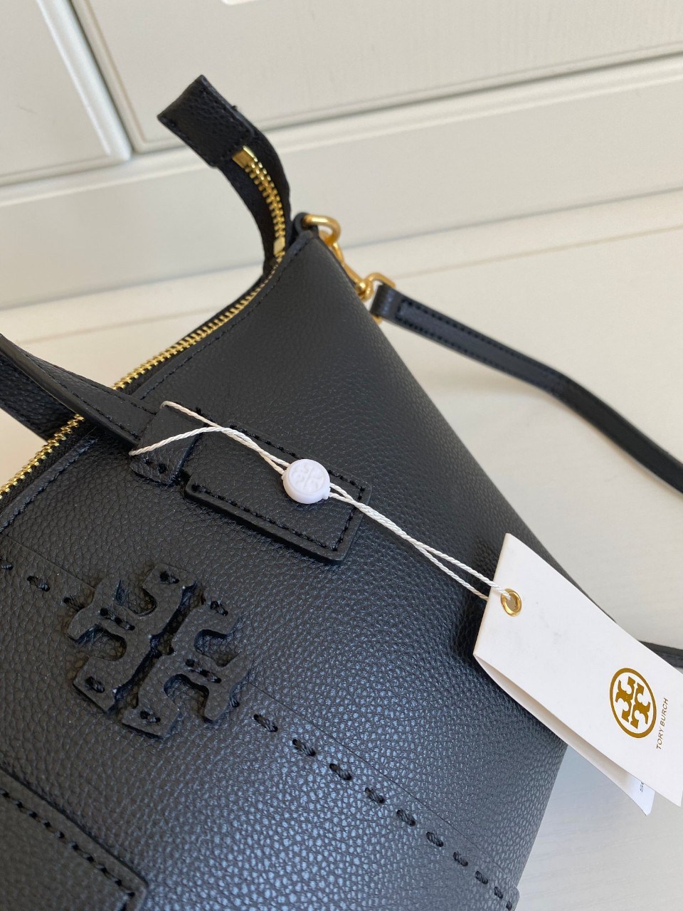 Tory Burch Mcgraw Colorblock Mini Top Zip Satchel กระเป๋าสะพายทรงสวย ใบขนาดเล็กกำลังดี *วัสดุหนังแท้ทั้งใบ หนังสวยมาก