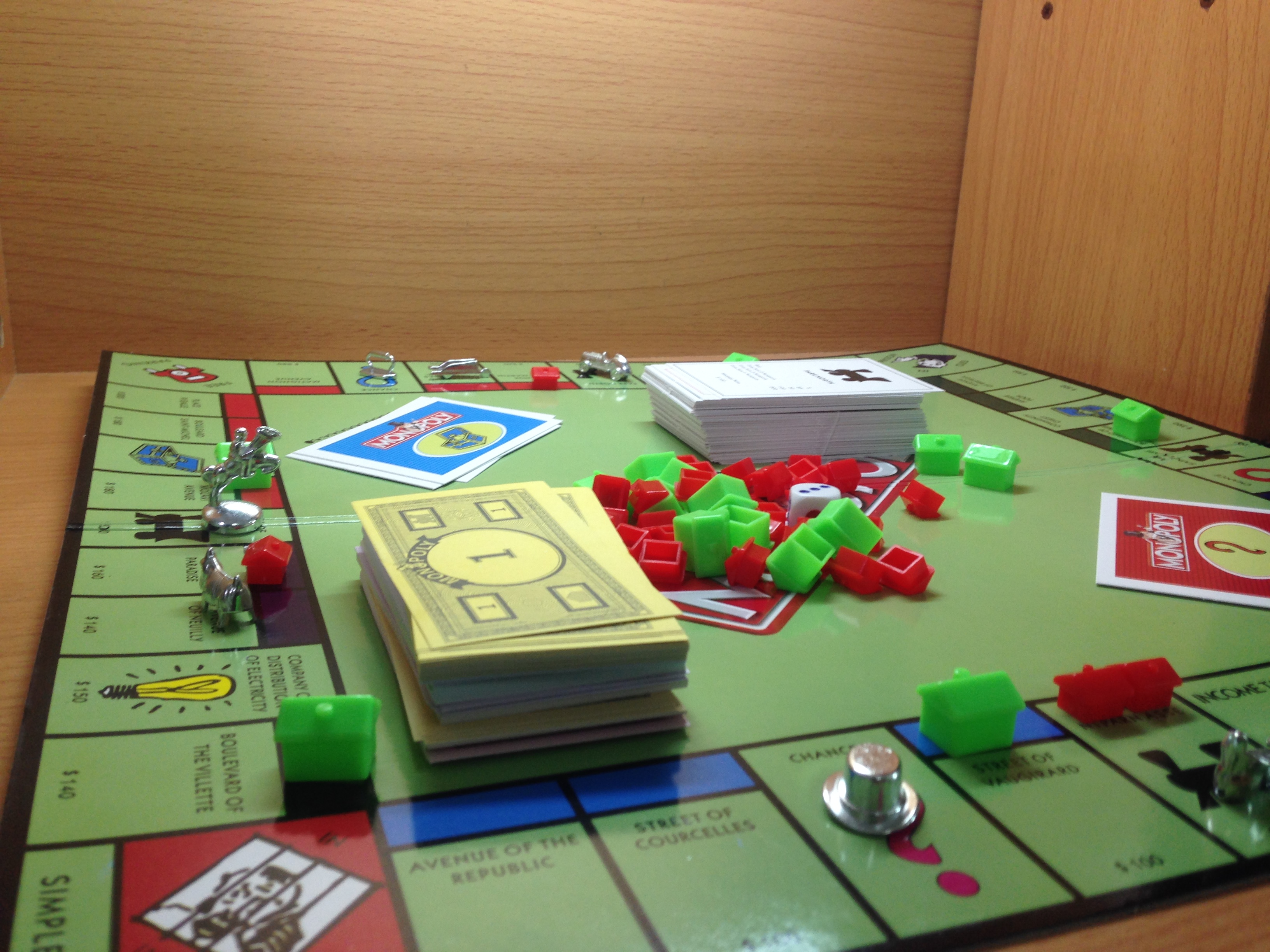 เกมเศรษฐีโมโนโพลี่ชุดมาตรฐาน (Monopoly)