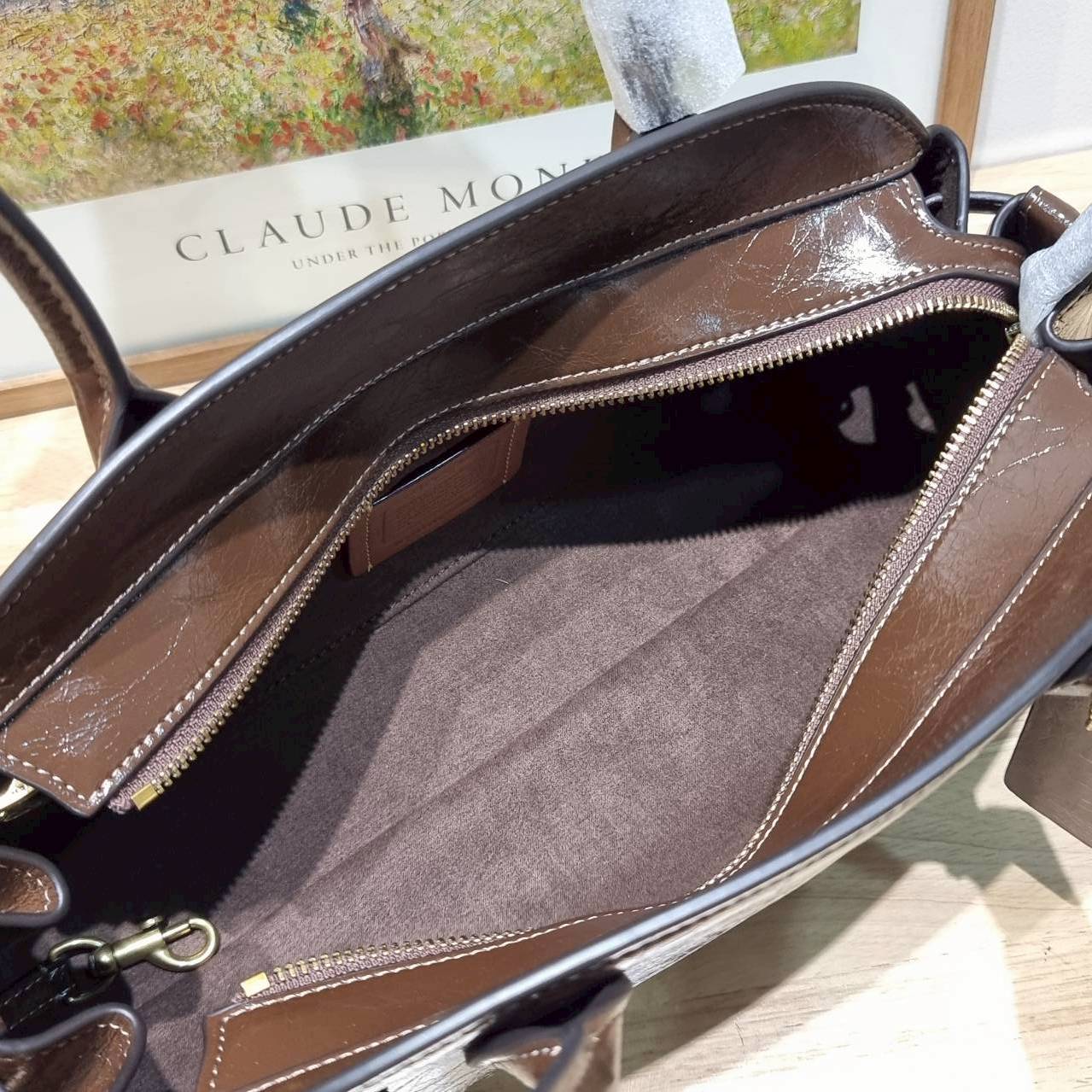 ORI หนังแท้ | Coach Empire carryall bag กระเป๋าสะพายทรงโฮโบ รุ่นใหม่ล่าสุดมาแรงมากๆ จึ้งสุดๆ ดีไซน์เฉี่ยว เก๋ สะพายไปคาเฟ่ ไปเที่ยวถ่ายรูปสวยๆ คือเหมาะสุดๆ