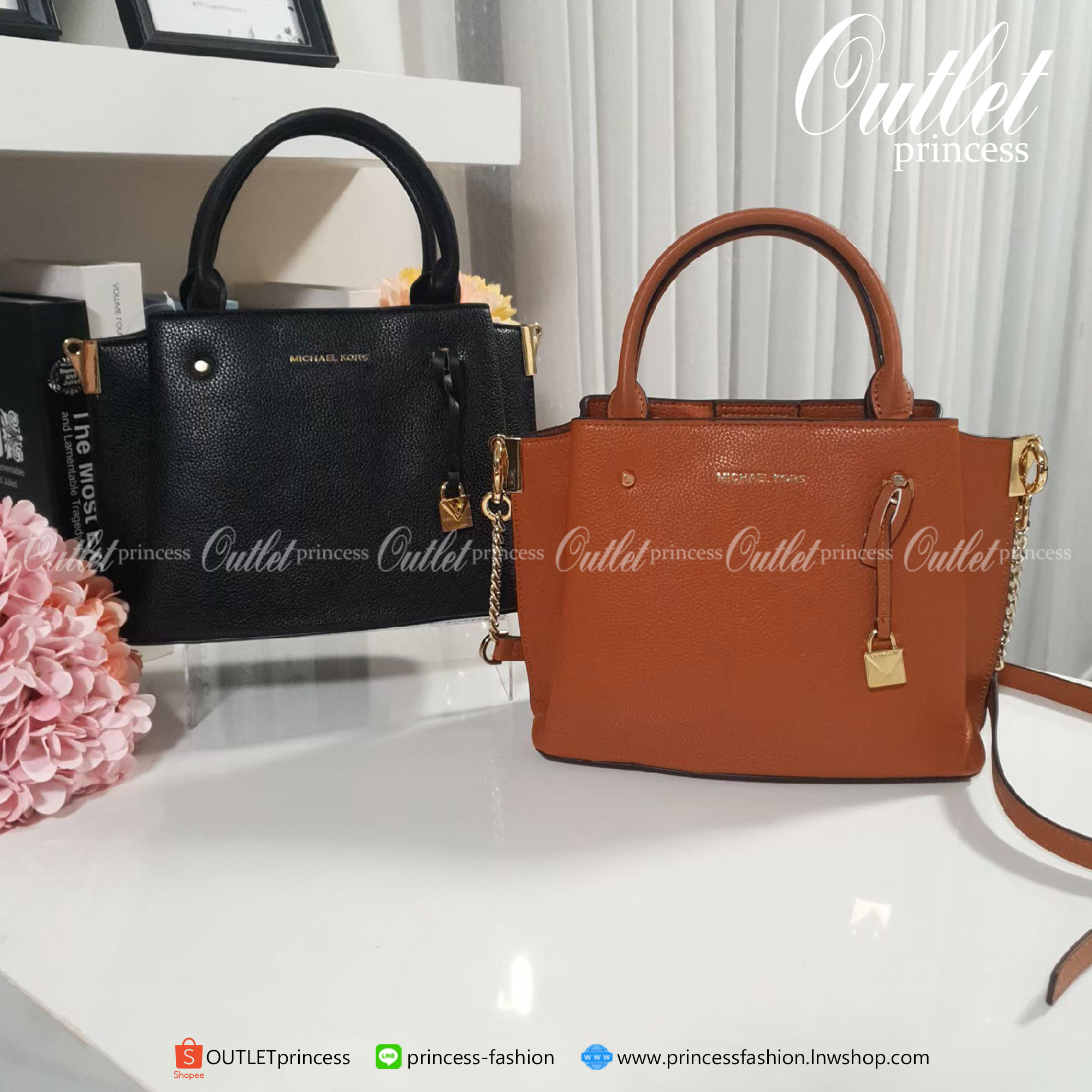 ของแท้ 100% NEW COLLECTION!! MICHAEL KORS GENIE LEATHER BAG สีดำ