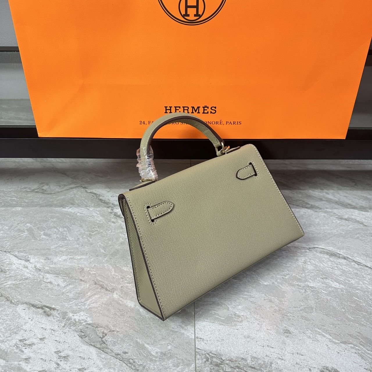 ORI หนังแท้ | Hermes Mini Kelly Pochette 20cm จิ๋วแต่แจ๋ว ราคาพุ่งยิ่งกว่าทอง พร้อมสายสปอร์ต กระเป๋าสะพายที่สุดแห่งหรูหราลัคชู นิยามของความสง่างามเหนือกาลเวลา