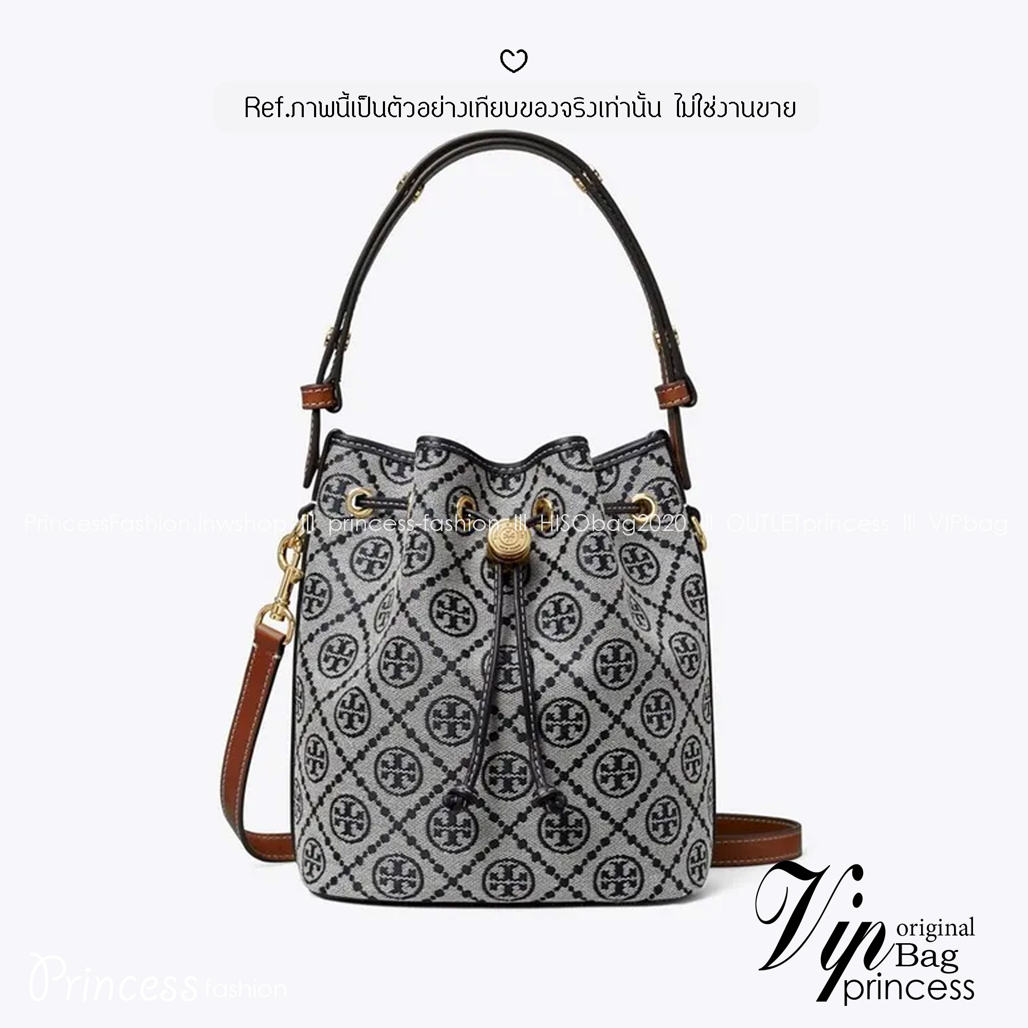 TOP ORI หนังแท้ | เกรดดีสุด TORY BURCH T MONOGRAM BUCKET BAG (ดีไซน์ใหม่) ใหม่ล่าสุดได้สวยก่อนใคร กับกระเป๋าบัคเก็ตยอดฮิต ที่มาในดีไซน์ใหม่ สายคล้องในตัวสามารถปรับได้ รูปทรงและลวดลายสวยชัดคลาสสิค