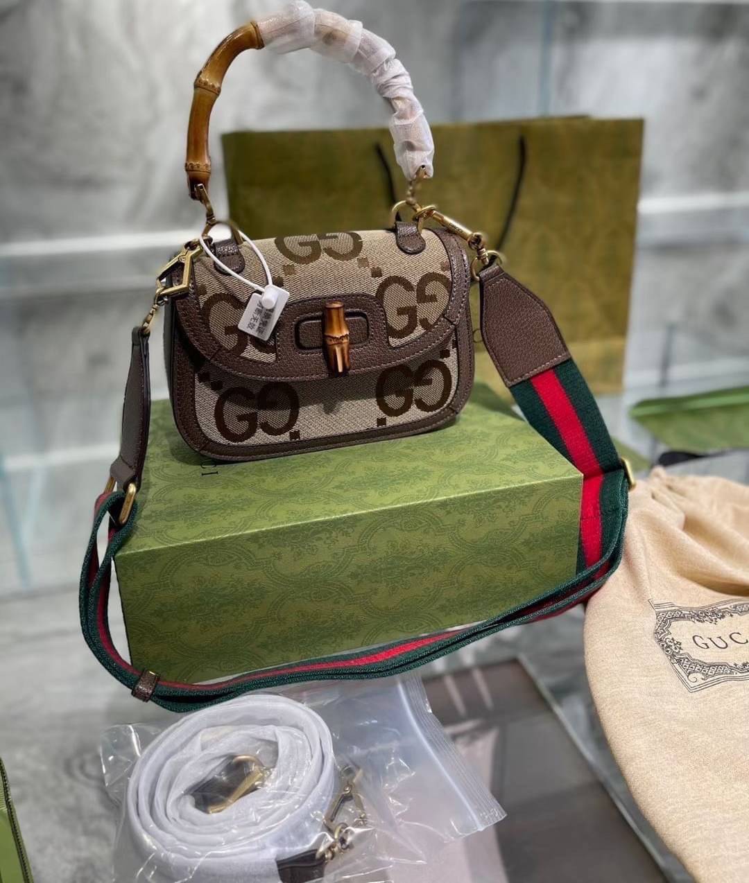 Gucci Bamboo 1947 jumbo GG mini bag พร้อมส่งที่ไทย Camel and ebony jumbo GG canvas