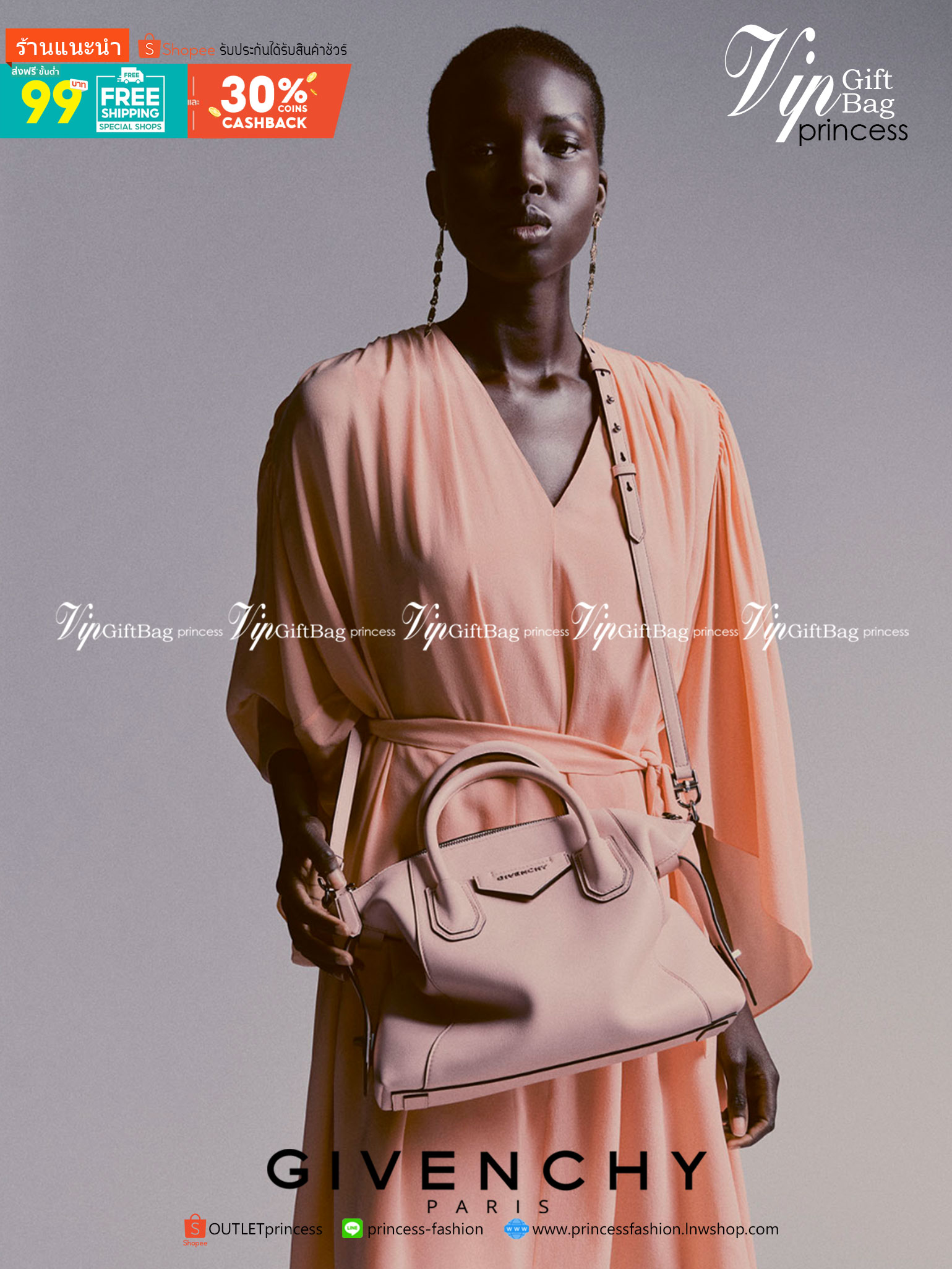 GIVENCHY Antigona Soft leather tote bag ฟรีผ้าผูก!! กระเป๋าสะพายข้าง ทรงสวยมากค่ะ มี 2 ขนาด รุ่นยอดนิยมดาราเซเลปใช้กันเพียบ งานจริงสวยหรูดูแพงมากนะค้าา ราคานี้คุ้มที่สุด มีมารอบนี้ 6 สี 2 ขนาด เลือกให้ปังไปเลยค่าาา