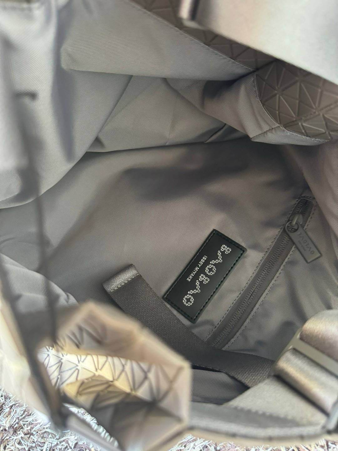 พร้อมส่ง 5 สี Baobao Issey Miyake Cart S geometric tote bag กระเป๋าถือทรงโท้ทลายเรขาคณิต 🧡 เกรดออริจินอล 1:1 สลับแท้ ใช้งานต่างประเทศได้