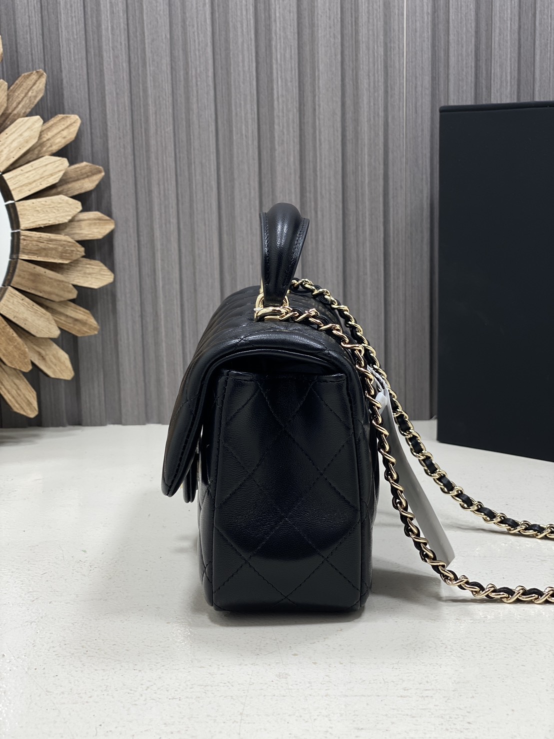 ORI หนังแท้ | CHANEL Classic Flap Bag TopHandle 20cm กระเป๋าสะพายคคลาสสิกพร้อมหูจับ หรูหราระดับตำนาน สวยงามเหนือกาลเวลา