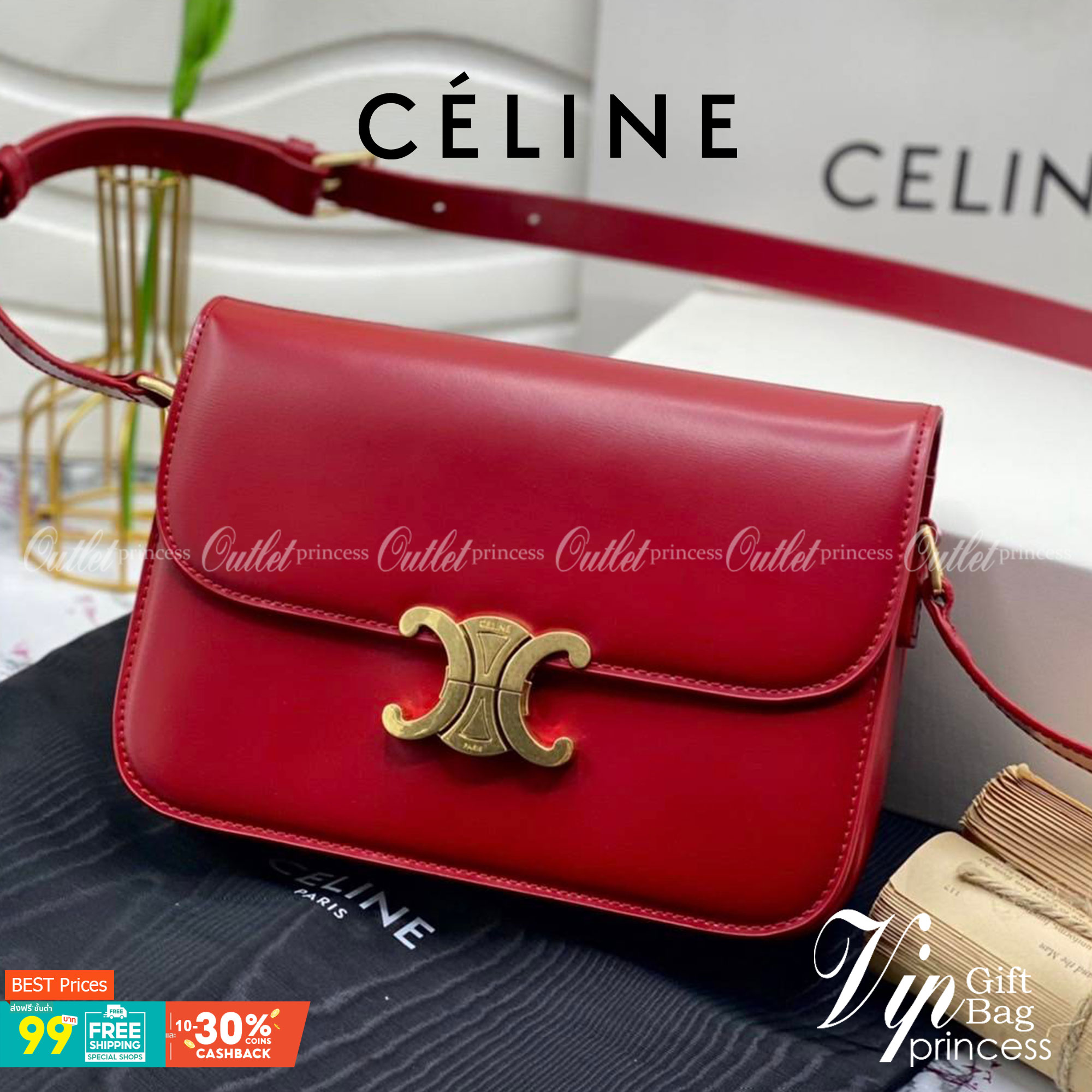 หนังแท้ CELINE TRIOMPHE CROSSBODY BAG ดีไซน์ยอดนิยมสไตล์สาว LISA ทรงสี่เหลี่ยมหนังสวยหรูอยู่ทรงเปิดปิดด้วยฝาปิดโลโก้แบรนด์อะไหล่ทอง ภายในมีช่องหลัก ช่องย่อย และช่องซิป สามารถใส่มือถือของใช้จุกจิกได้เยอะ มาพร้อมสายสะพายหนังยาวปรับระดับได้ จะสะพายไหล่ CROSS