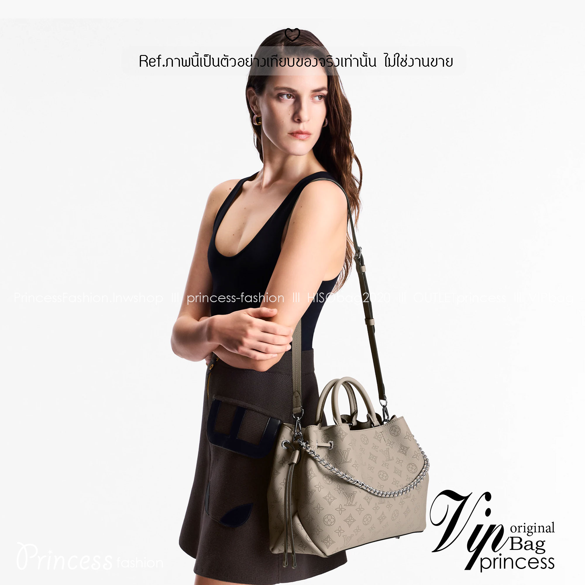 VIP ORI หนังแท้ | เกรดดีสุด LV Bella Tote Bag กระเป๋าทรงโท้ทผสานดีไซน์ทรงบัคเก็ตสุดคลาสสิก ฉลุลายโลโก้แต่งดีเทลจับจีบอย่างพิถีพิถัน หนังแท้สัมผัสนุ่มโทนสีเทาเรียบหรูสง่างาม